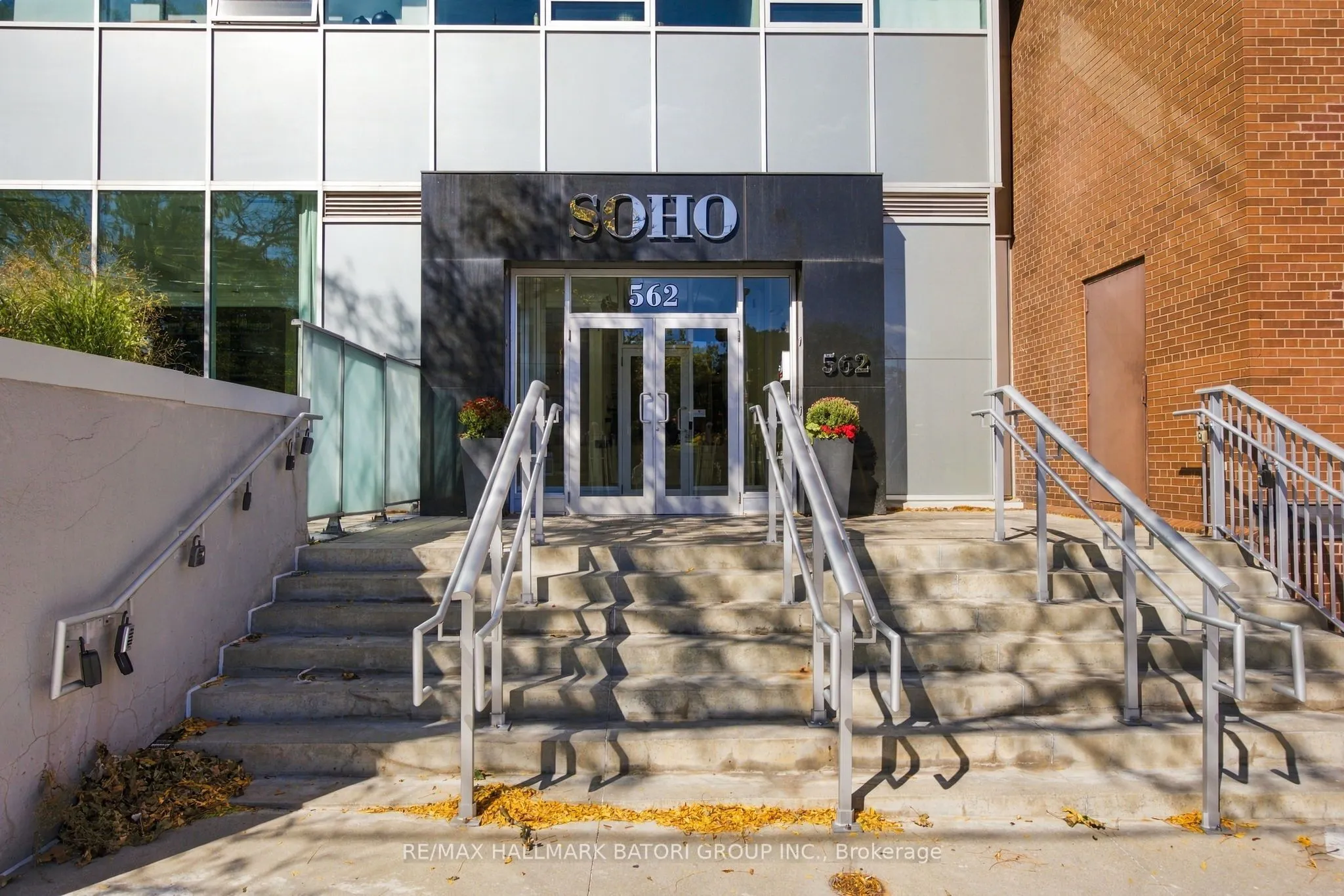 562 Eglinton Avenue E #301