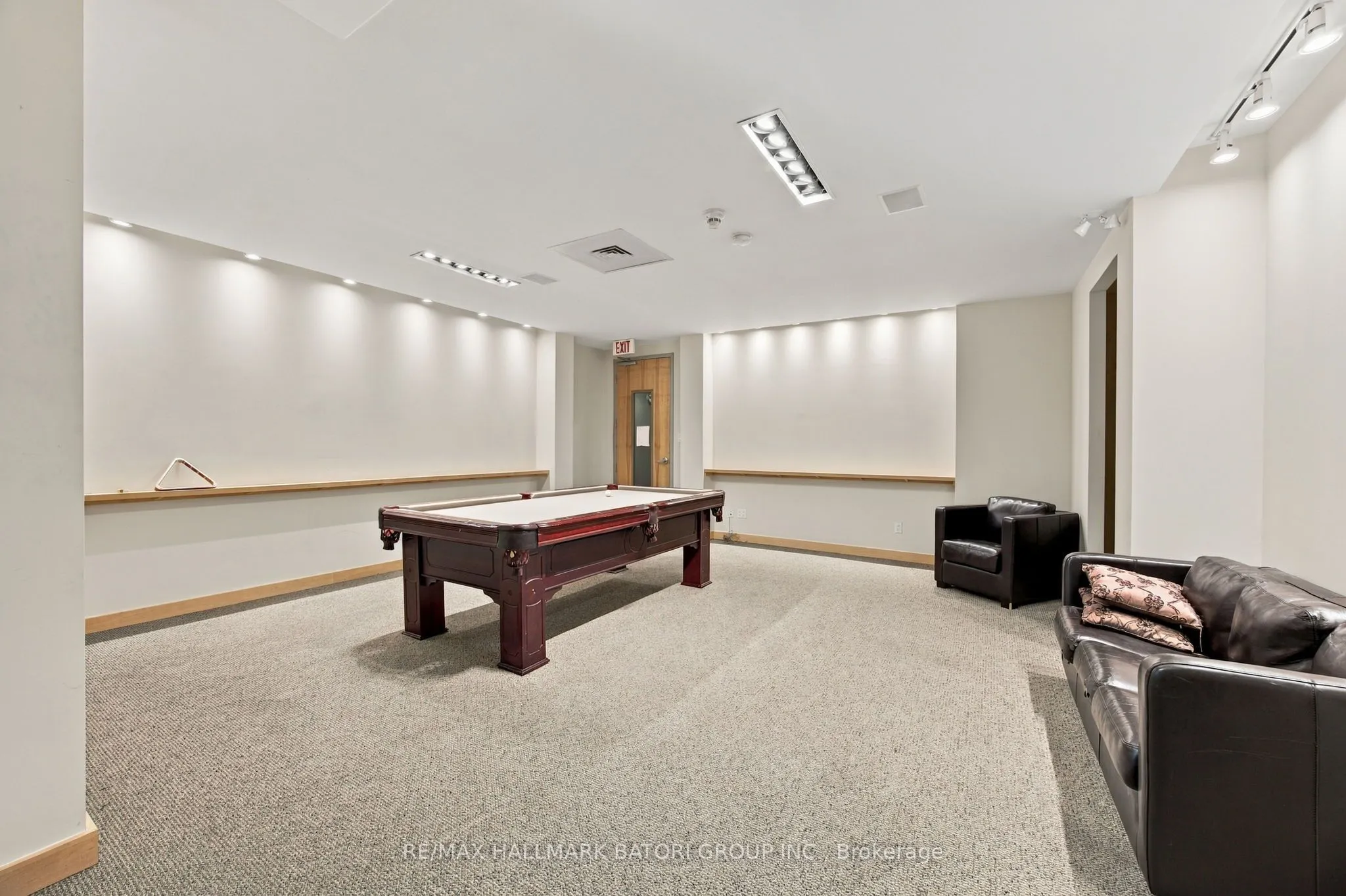 562 Eglinton Avenue E #301