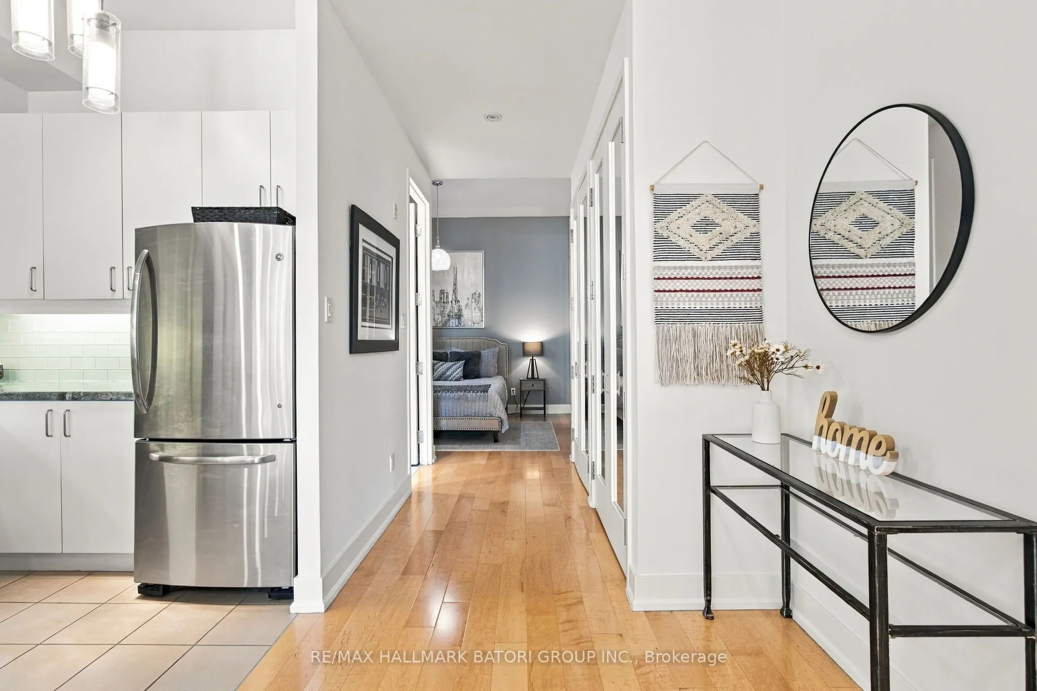 562 Eglinton Avenue E #301