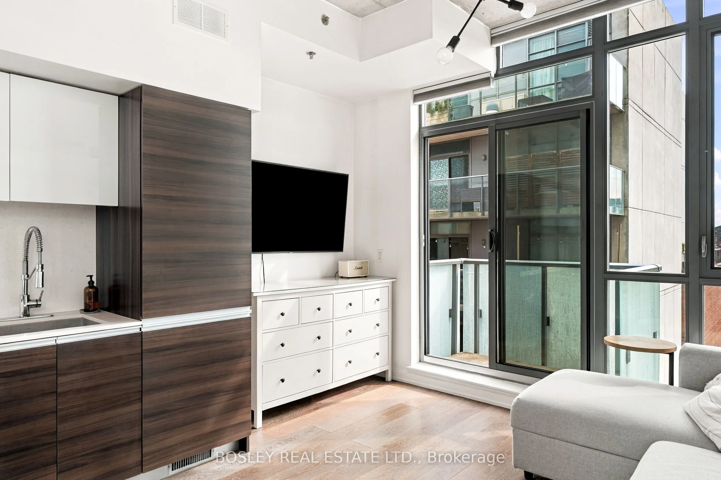 8 Gladstone Avenue #613
