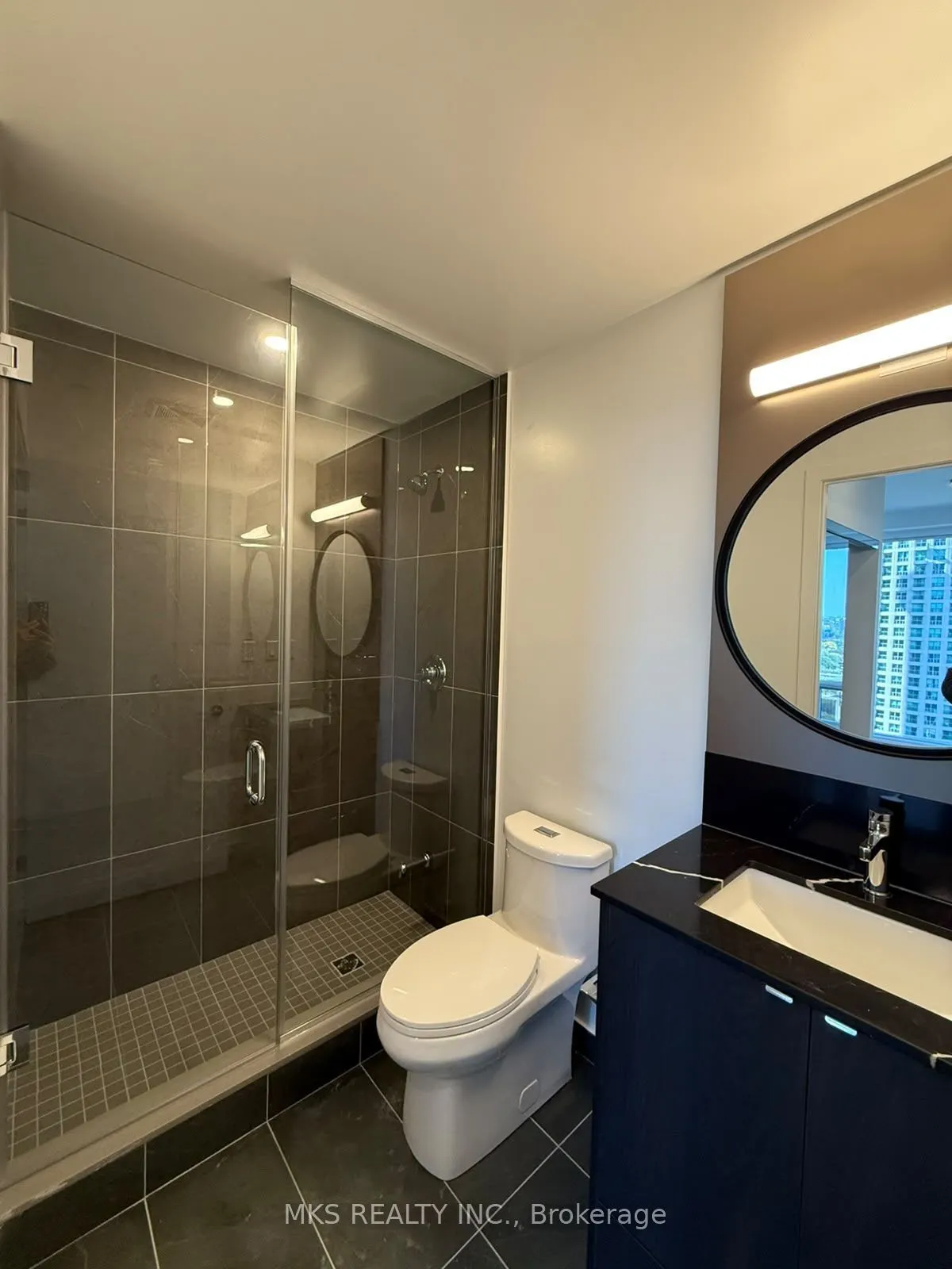 771 Yonge Street #PH06