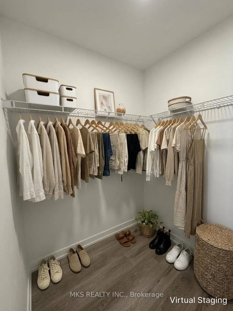 771 Yonge Street #PH06