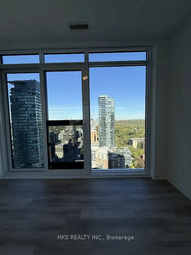 771 Yonge Street #PH06