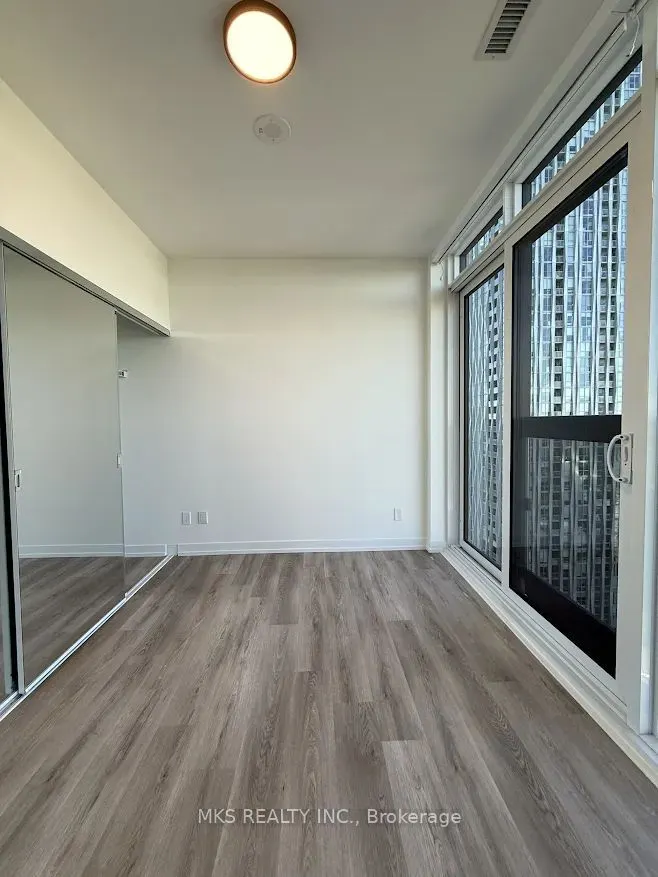 771 Yonge Street #PH06
