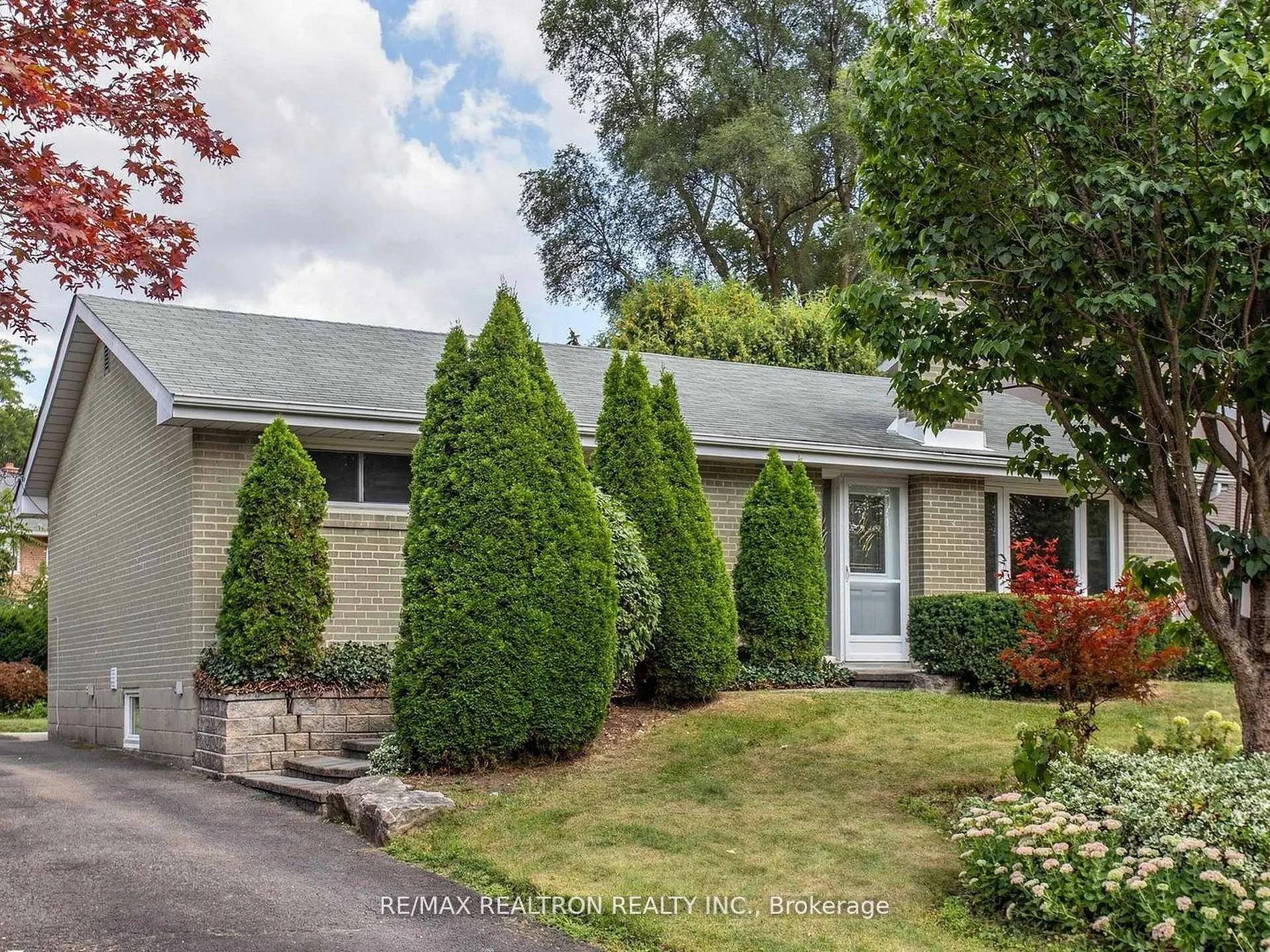 56 Ternhill Crescent
