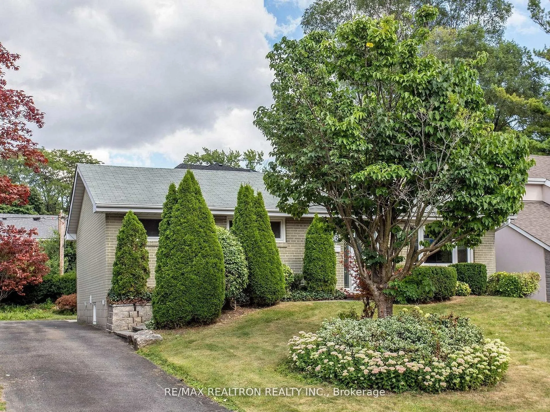 56 Ternhill Crescent