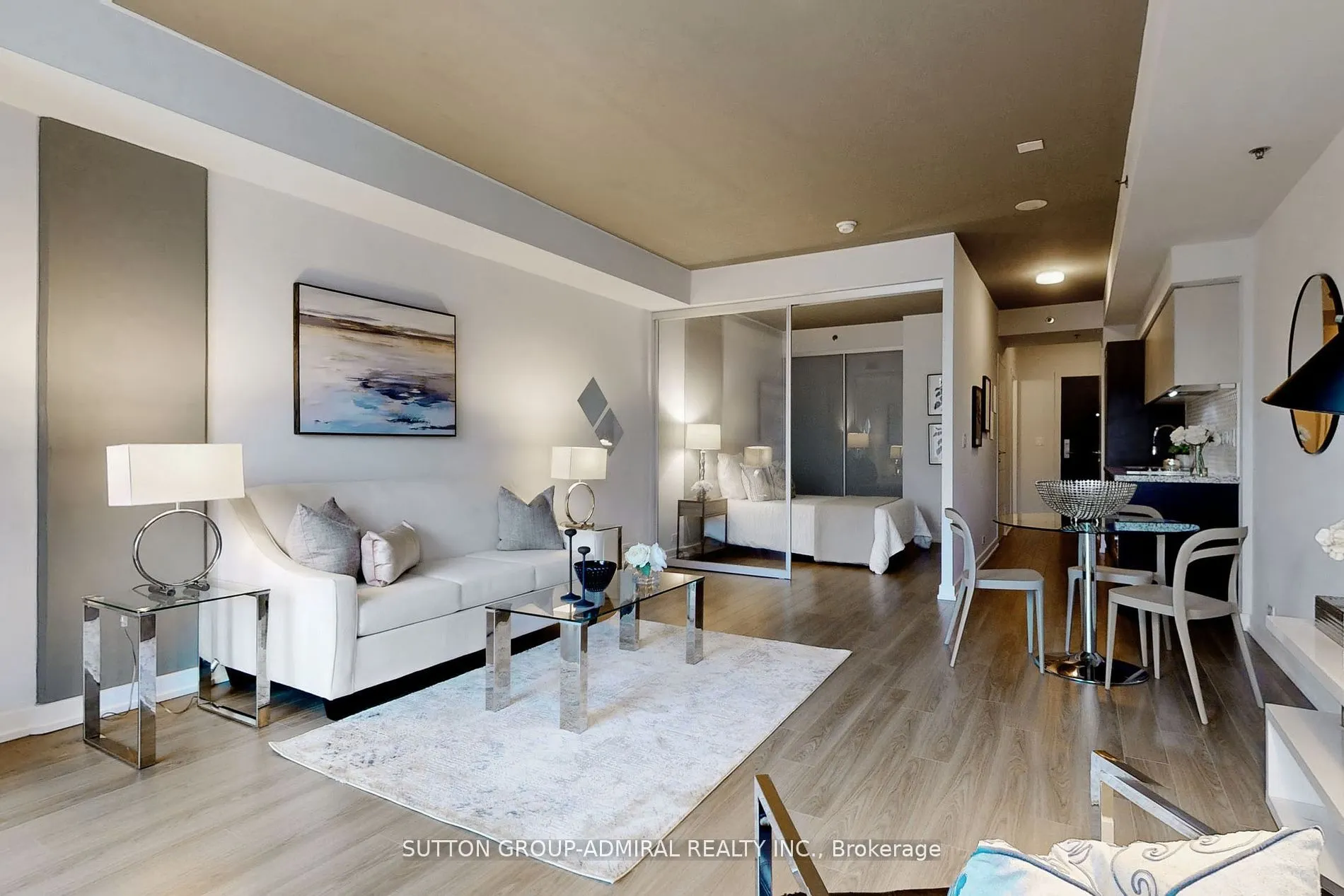 220 George Street #304