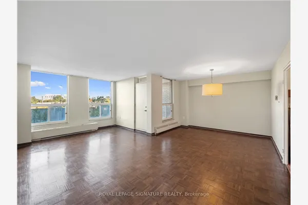 130 Neptune Drive #404