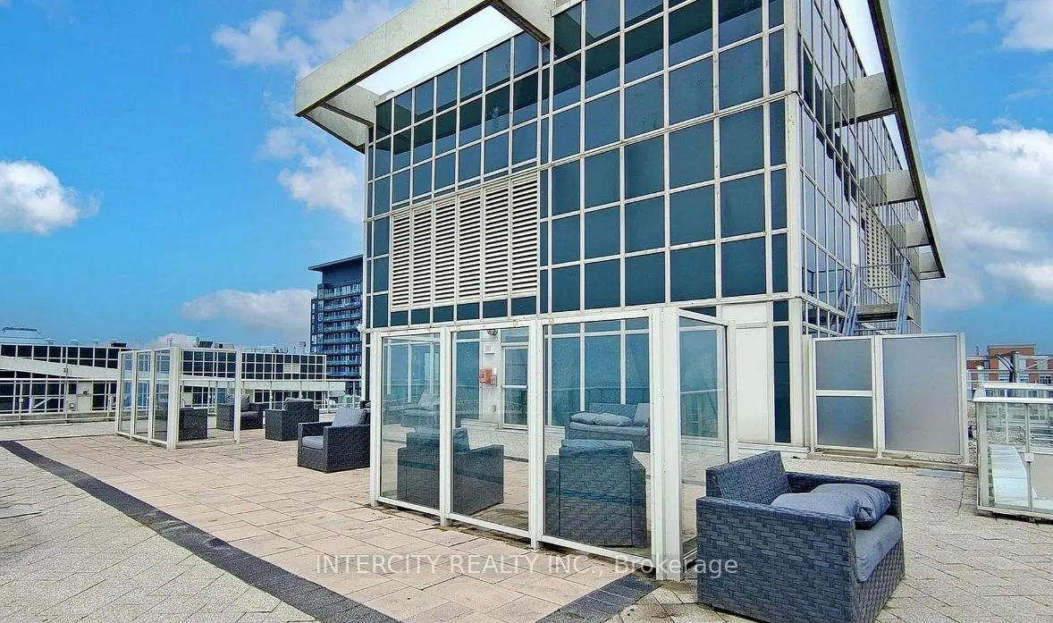 85 East Liberty Street #527