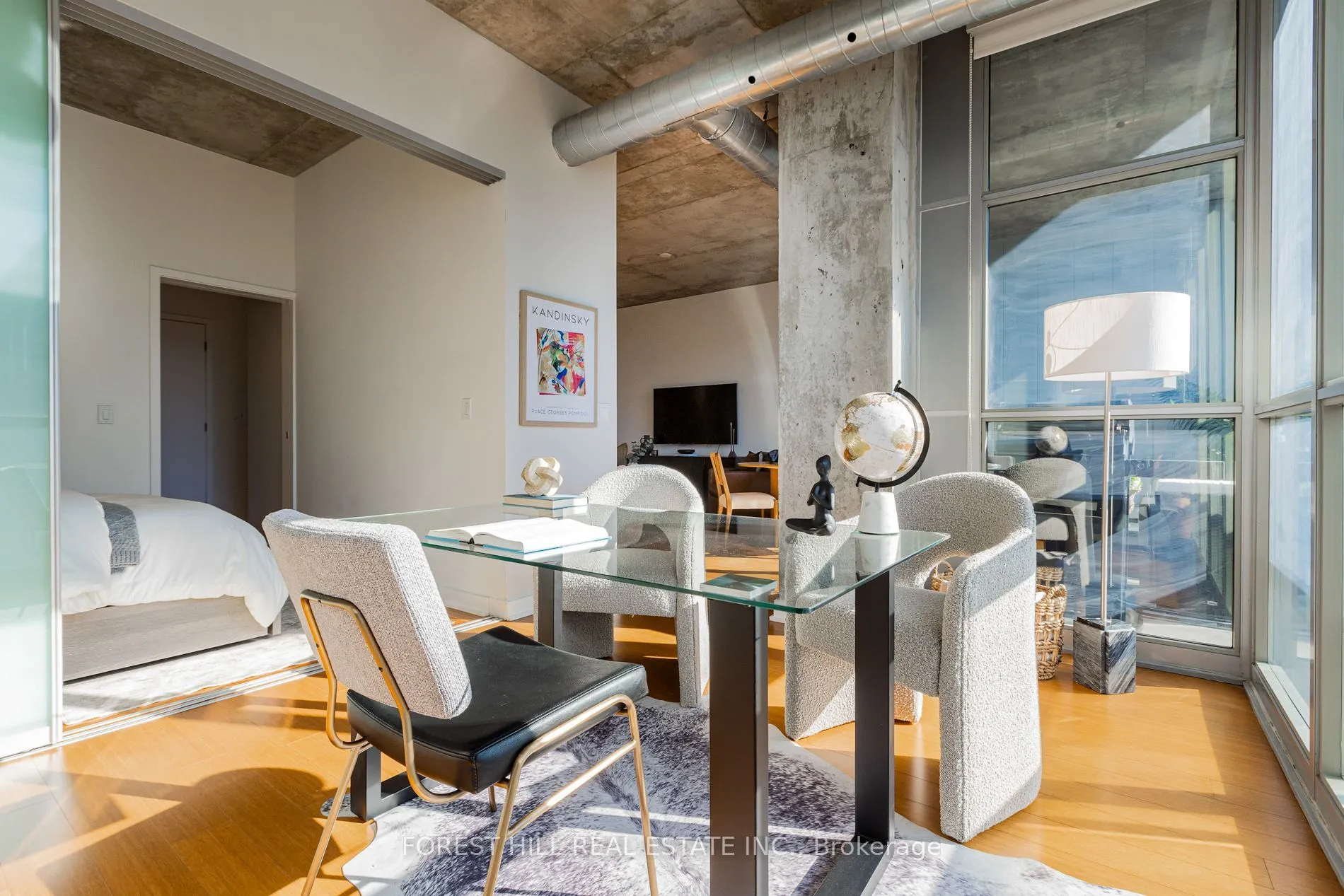 60 Bathurst Street #415