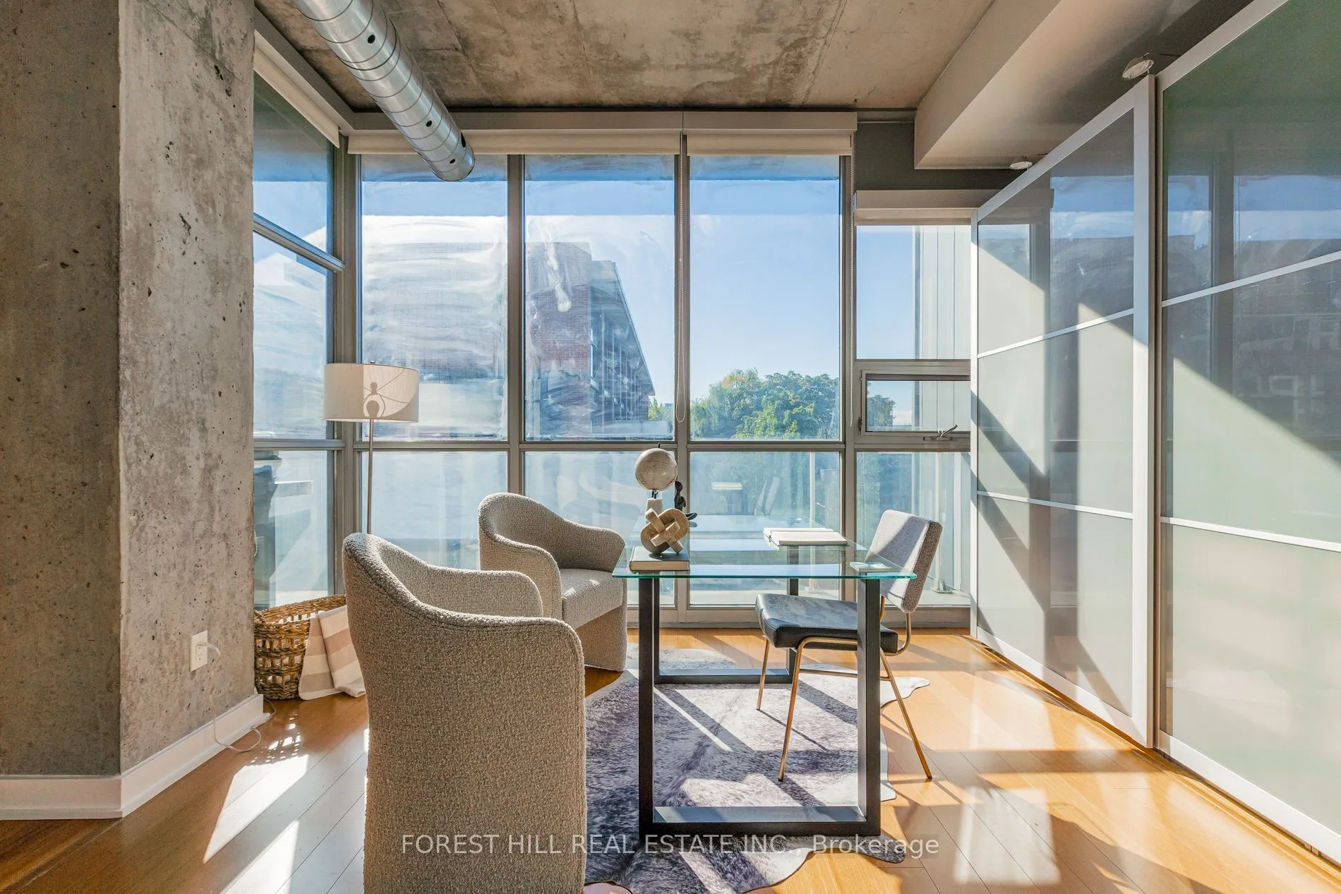 60 Bathurst Street #415