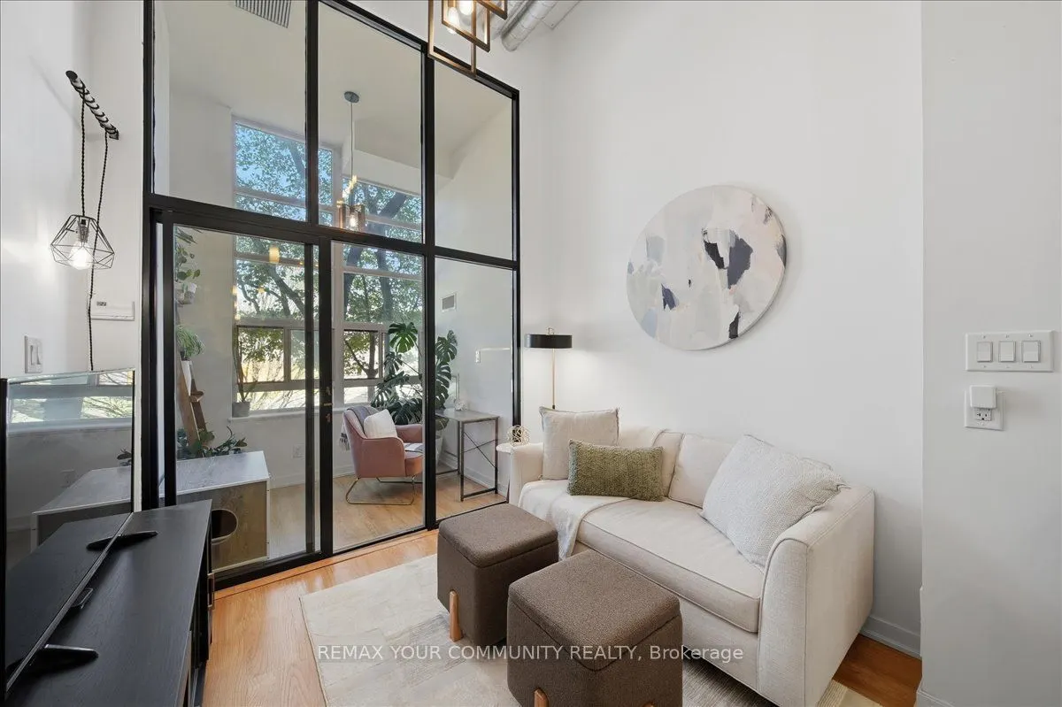 380 Macpherson Avenue #227