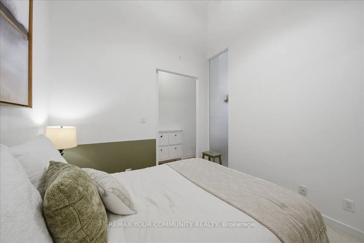 380 Macpherson Avenue #227