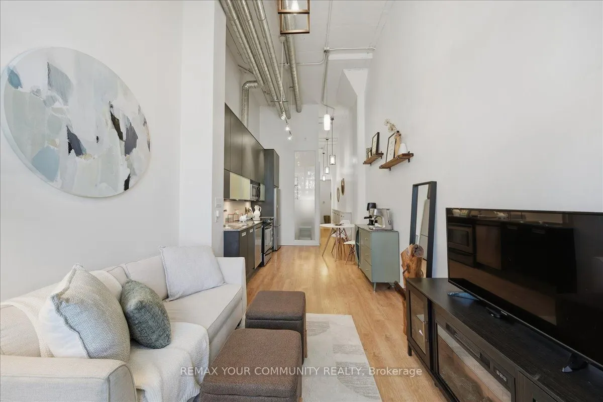 380 Macpherson Avenue #227