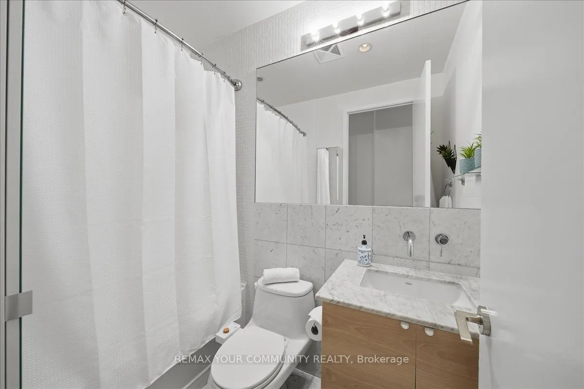 380 Macpherson Avenue #227