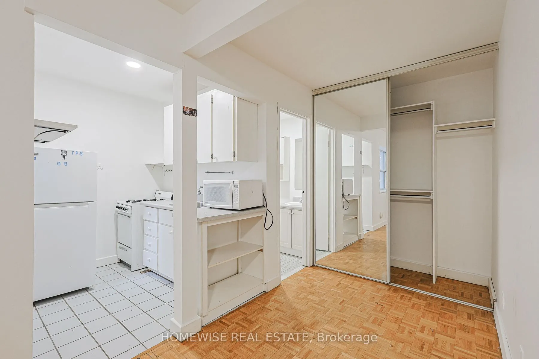 33 Maitland Street #312
