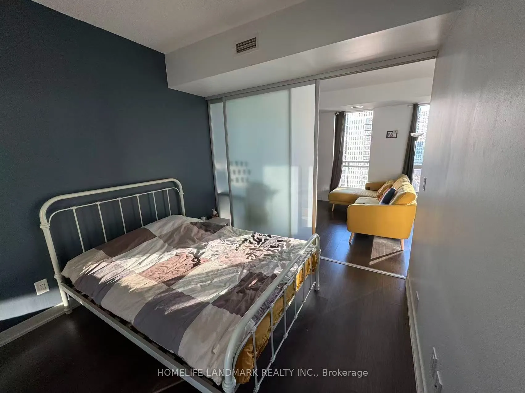 225 Sackville Street #1901