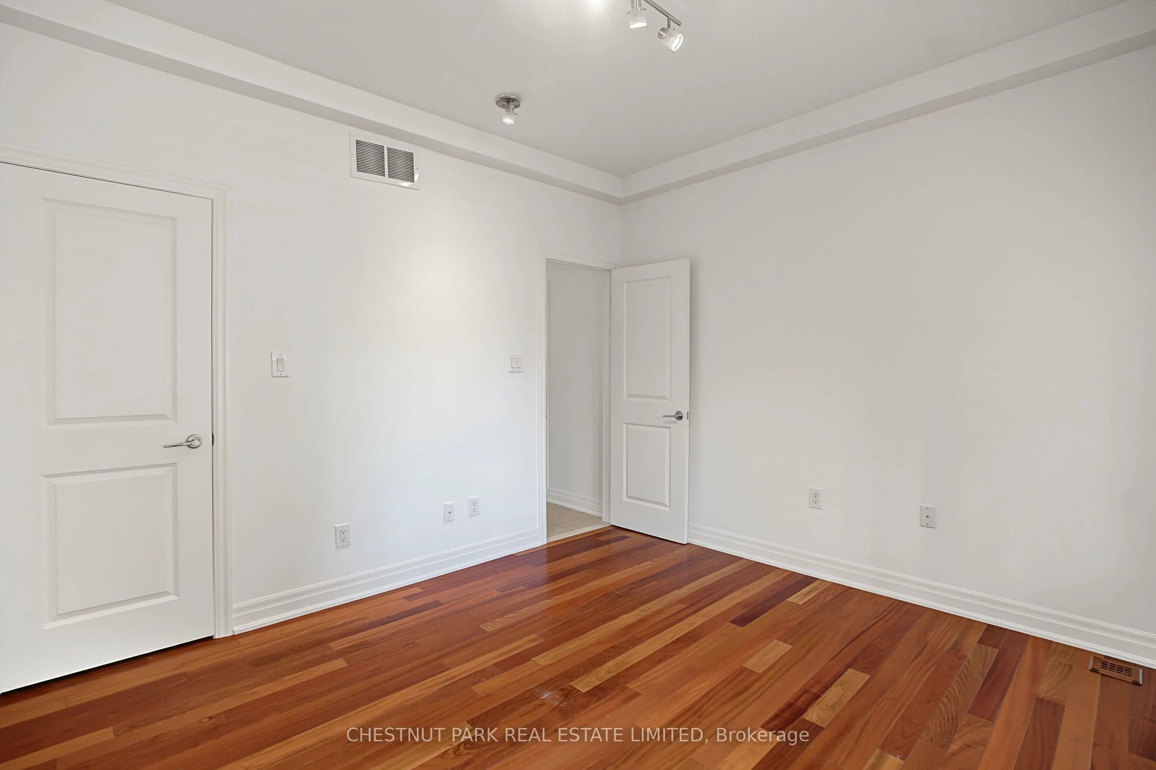 48 Grace Street #Main