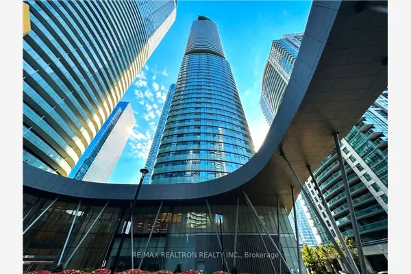 12 York Street #2201