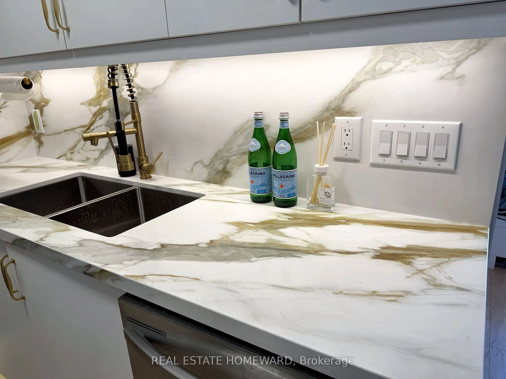 26 Olive Avenue #1709