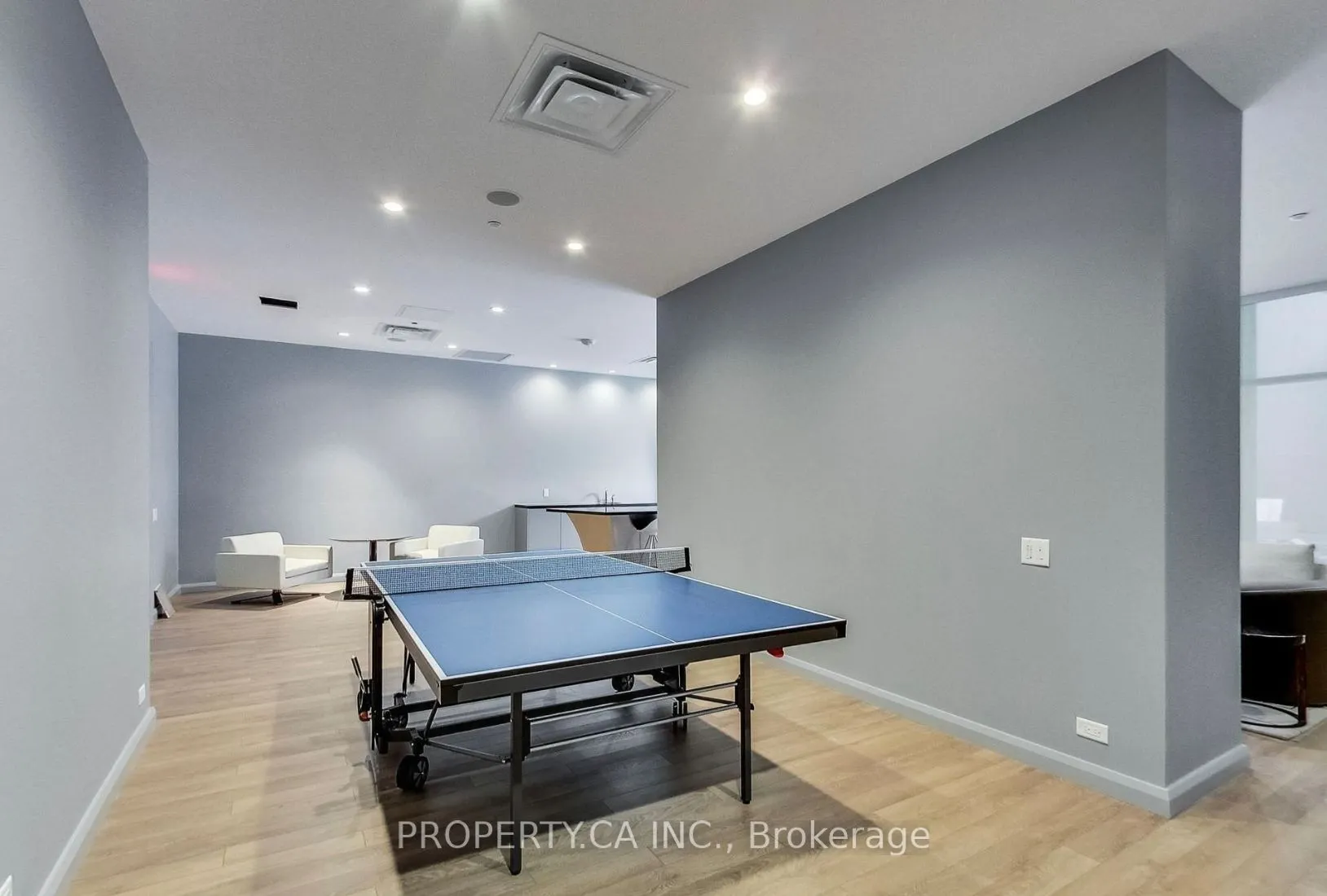 155 Yorkville Avenue #2401