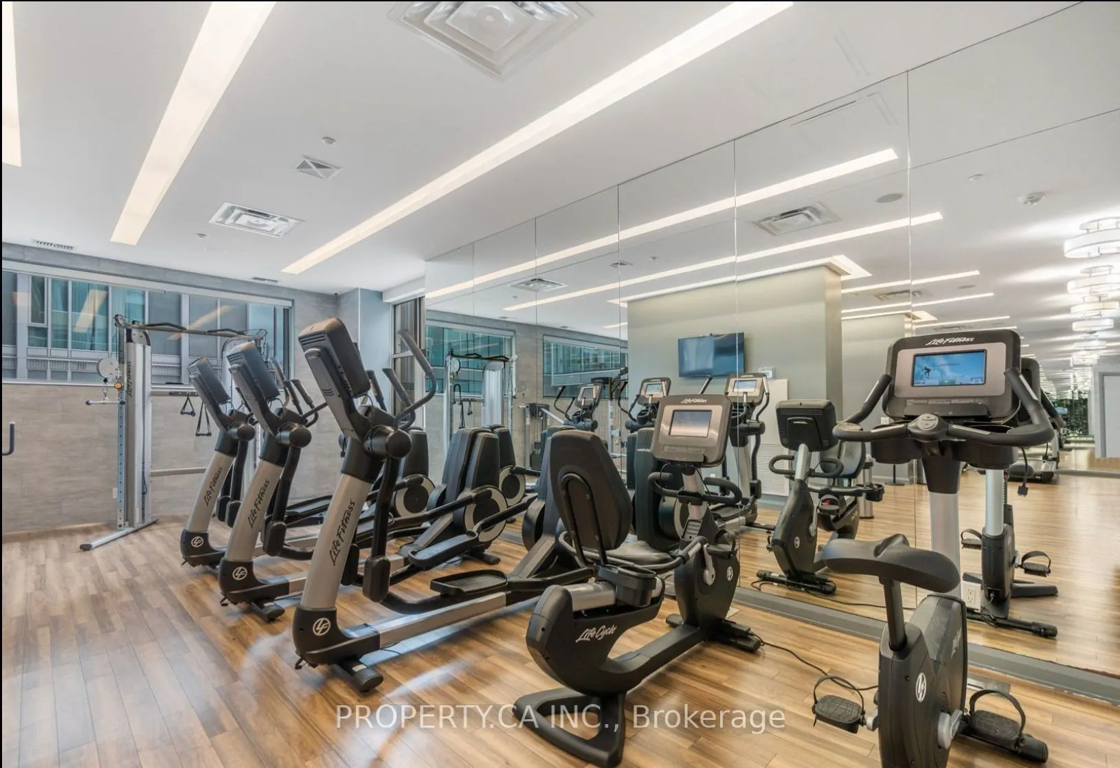 155 Yorkville Avenue #2401