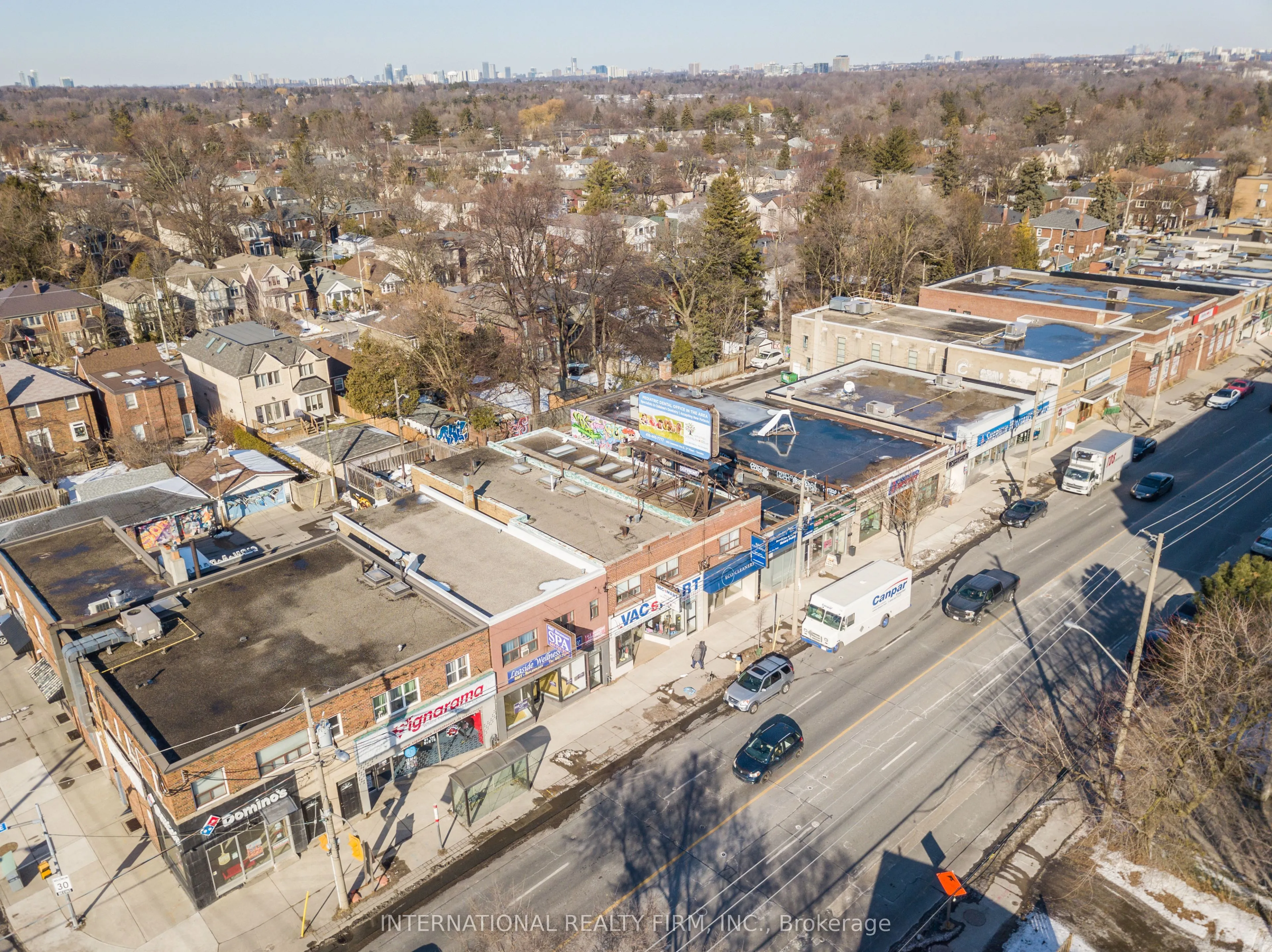 796-800 Eglinton Avenue E