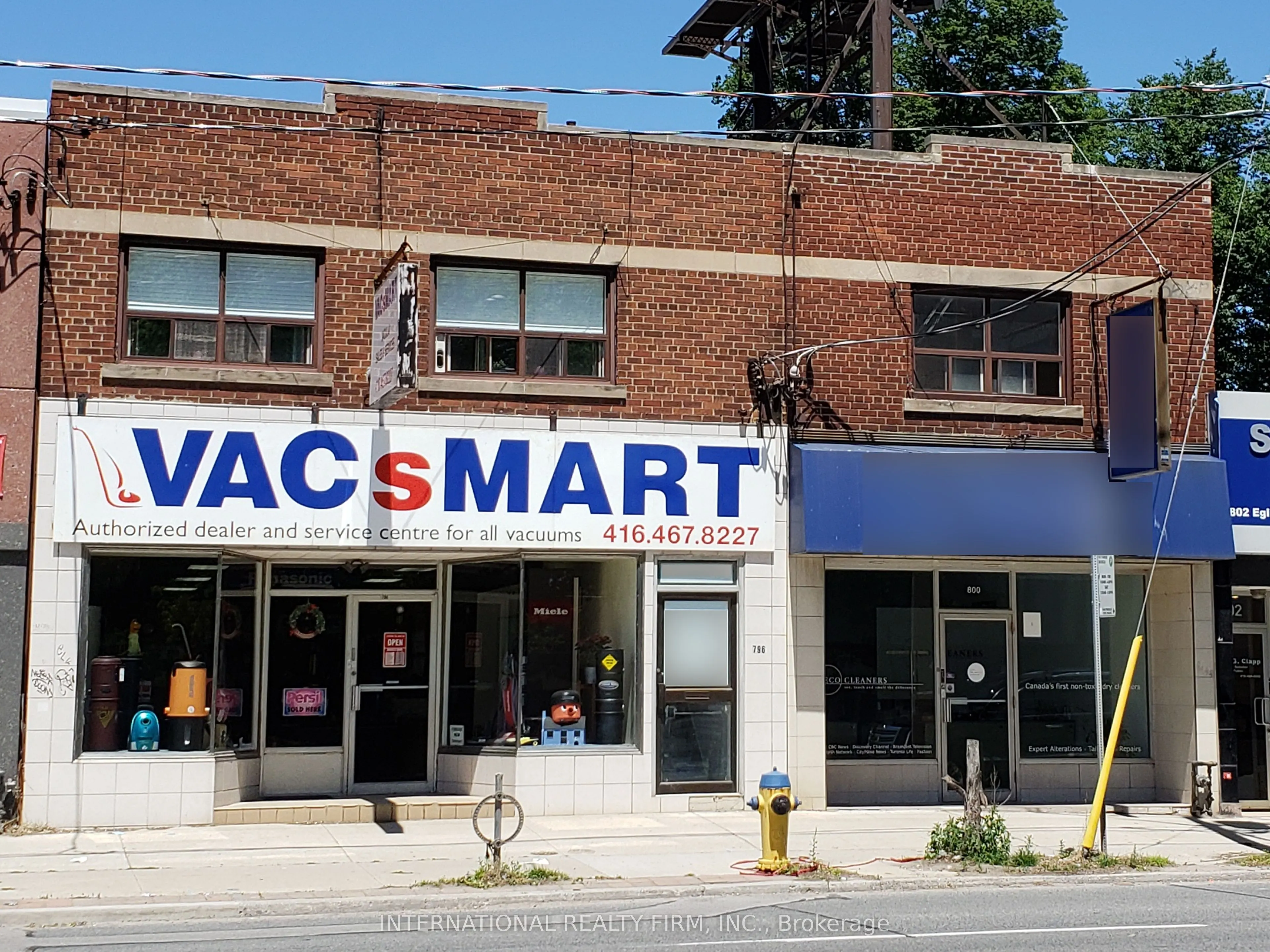 796-800 Eglinton Avenue E