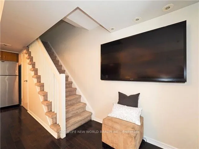 42 Western Battery Road #727