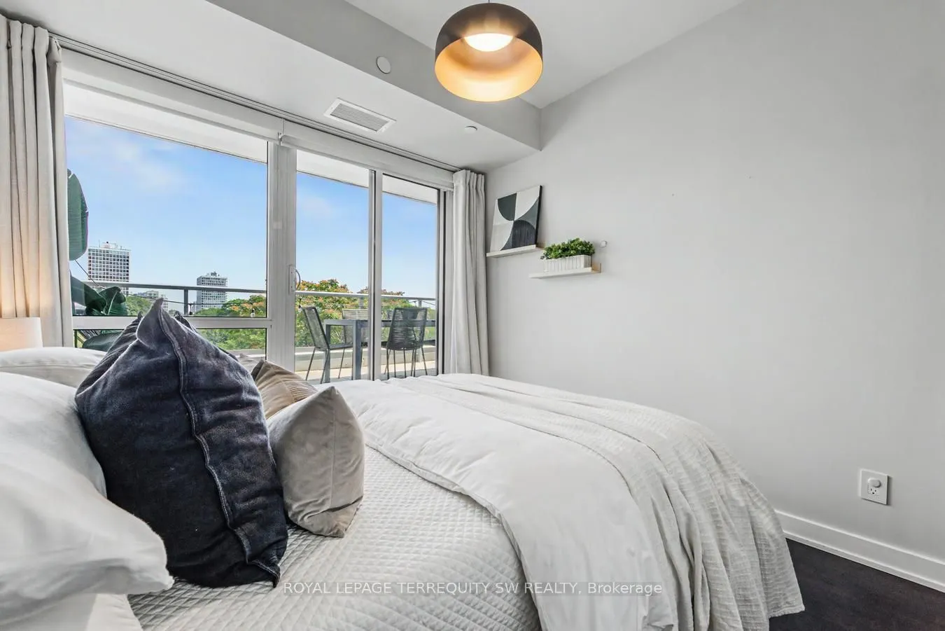 501 St. Clair Avenue W #510