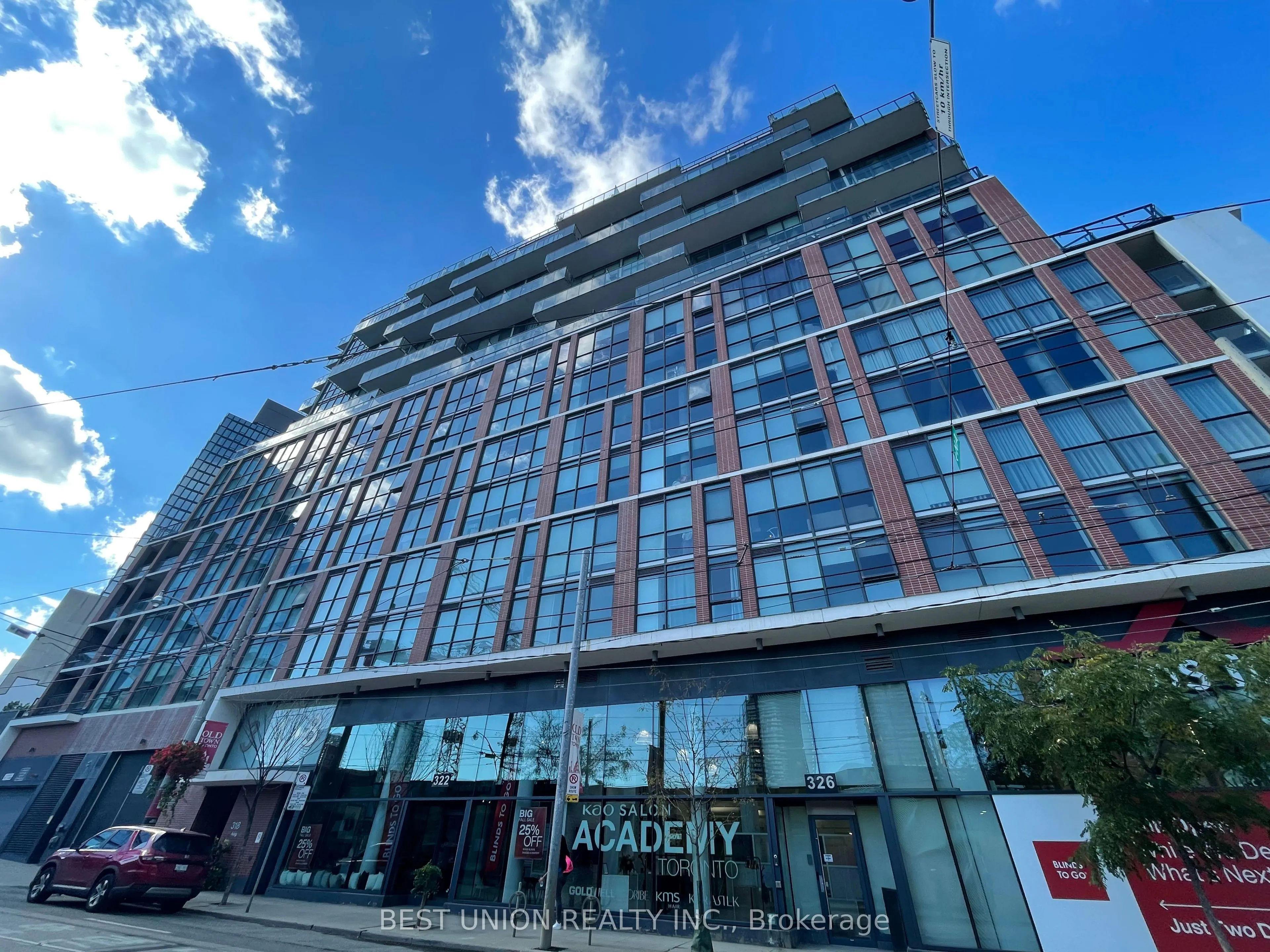 318 King Street E #1313