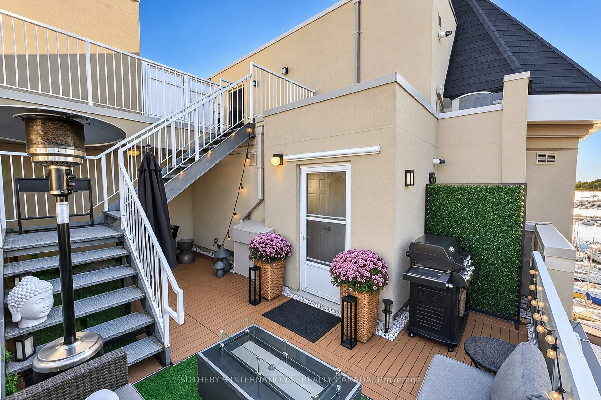 32 Stadium Road #377