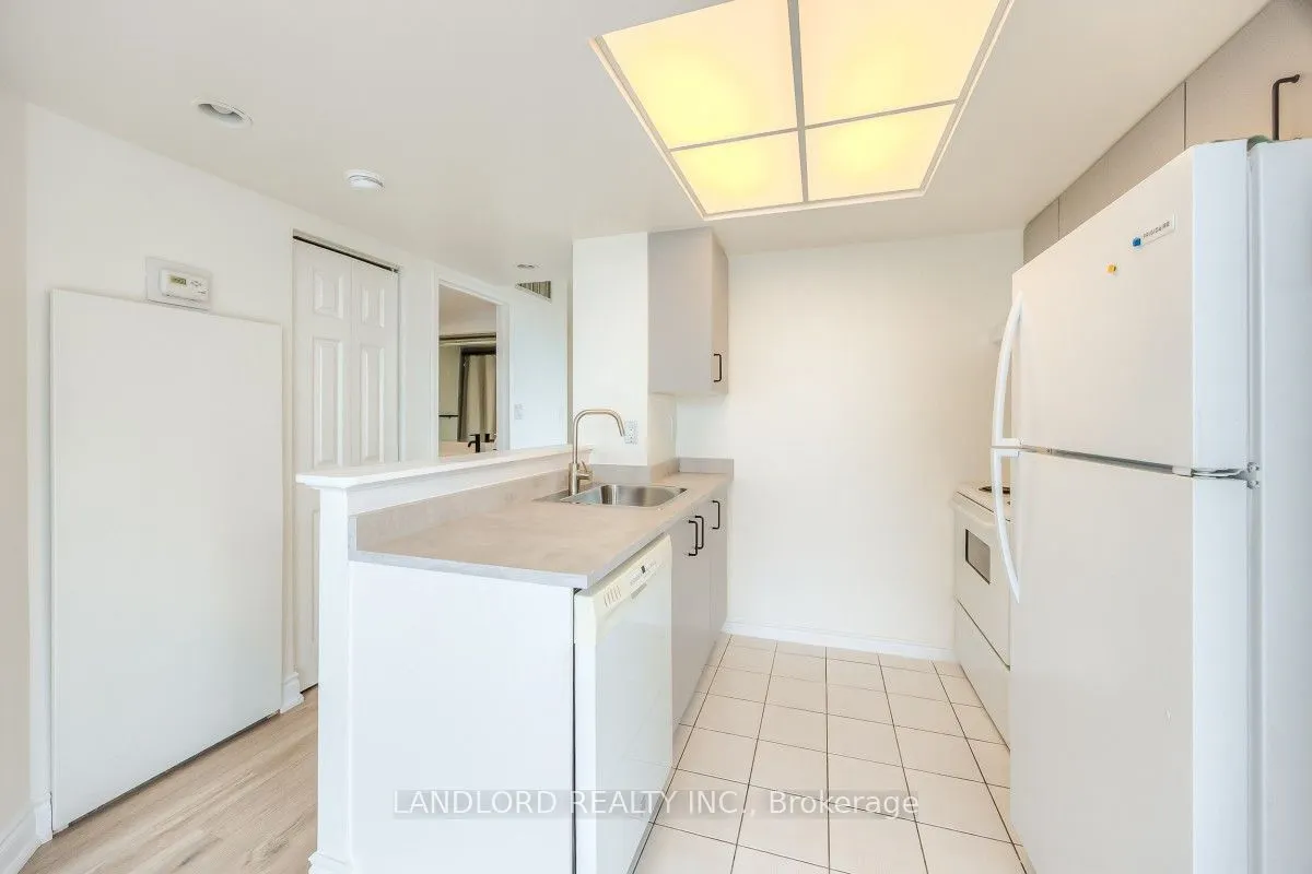 5 Concorde Place #2504