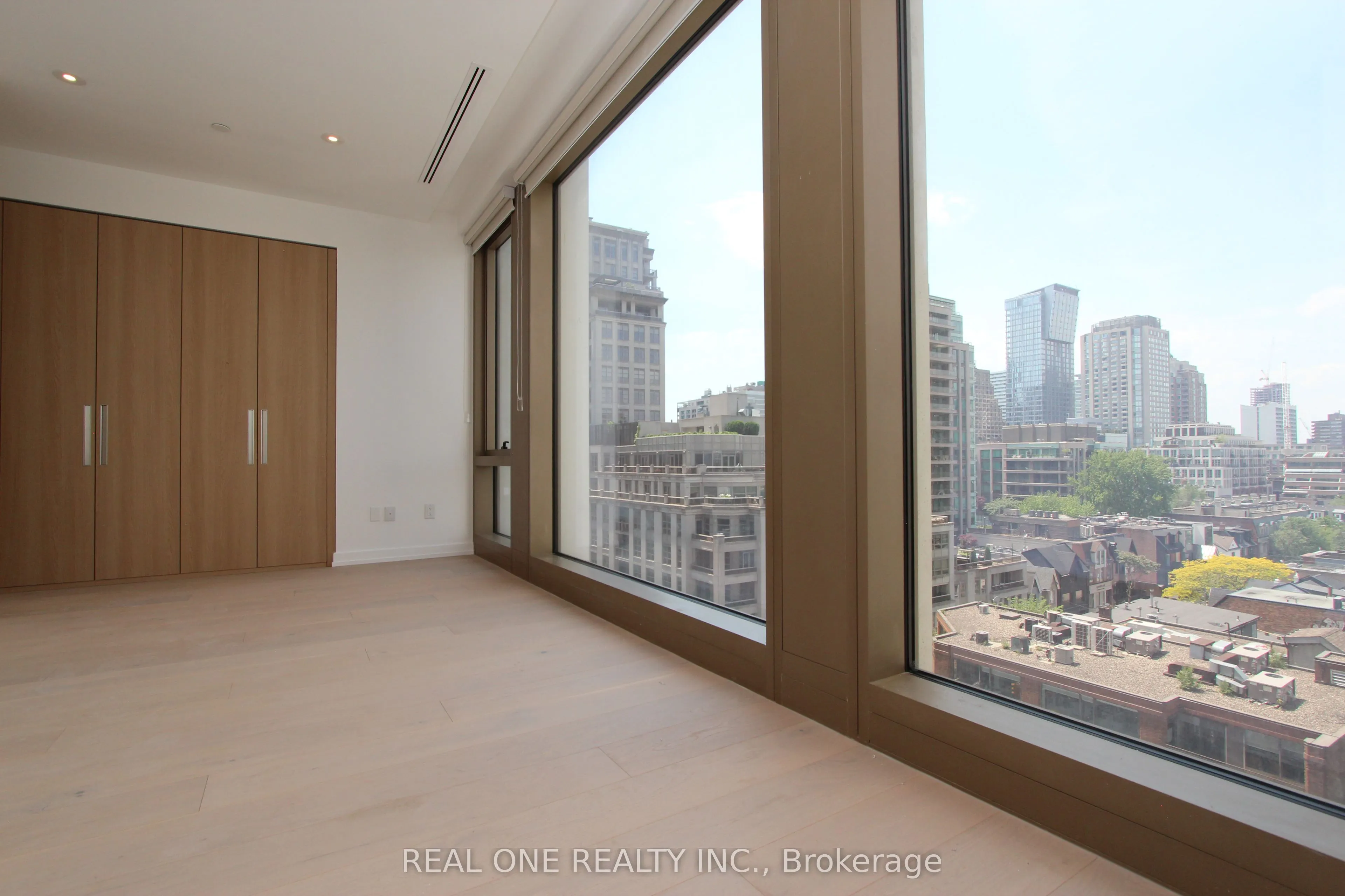 1315 Bay Street #804
