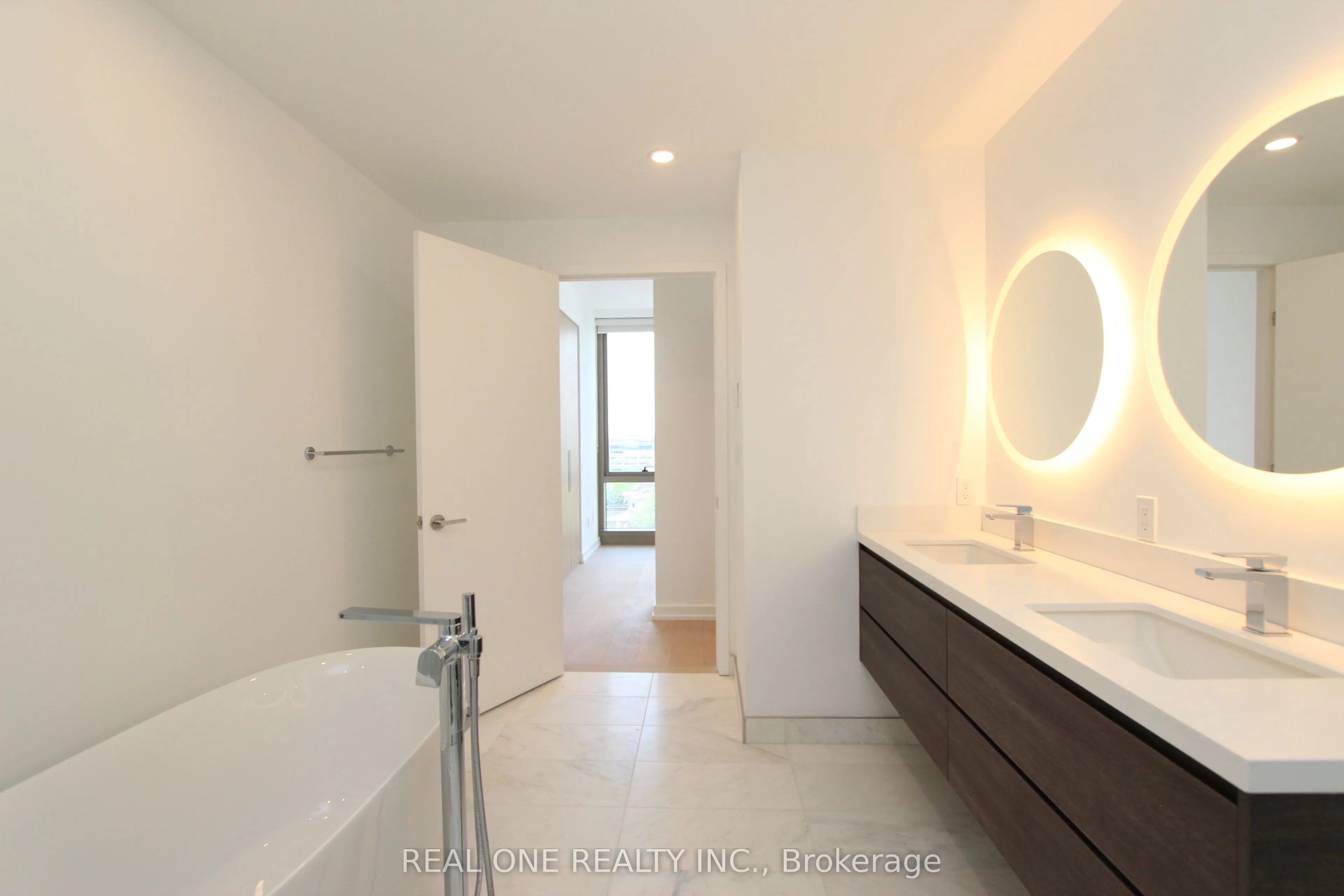 1315 Bay Street #804
