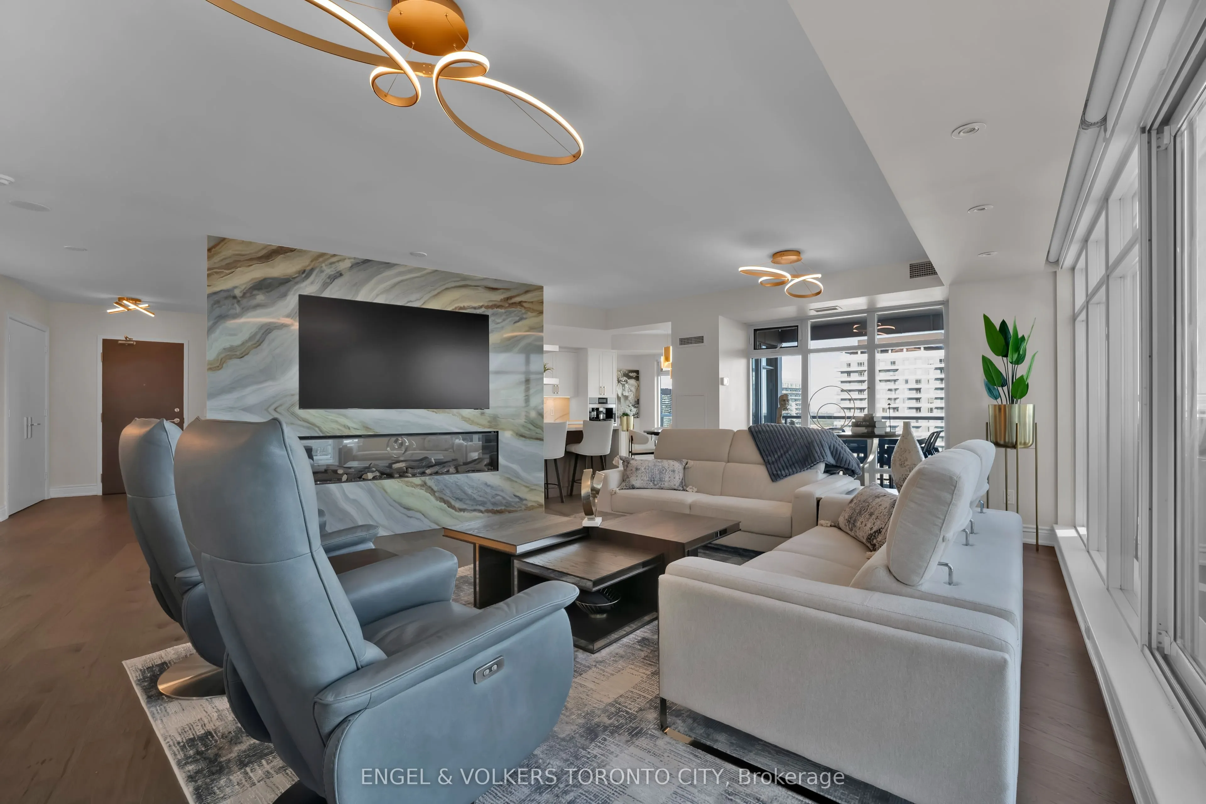 2181 Yonge Street #3402