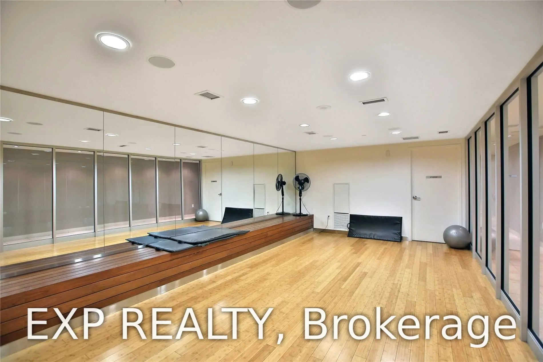 10 Capreol Court #1052