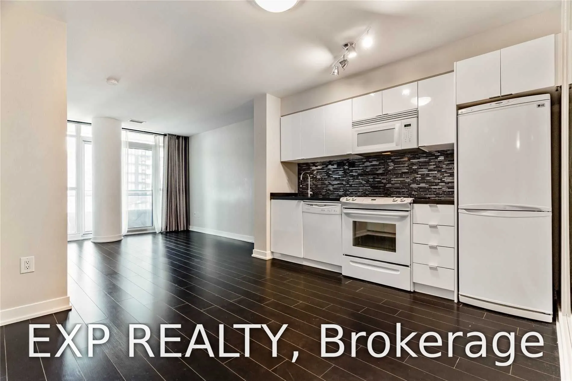 10 Capreol Court #1052