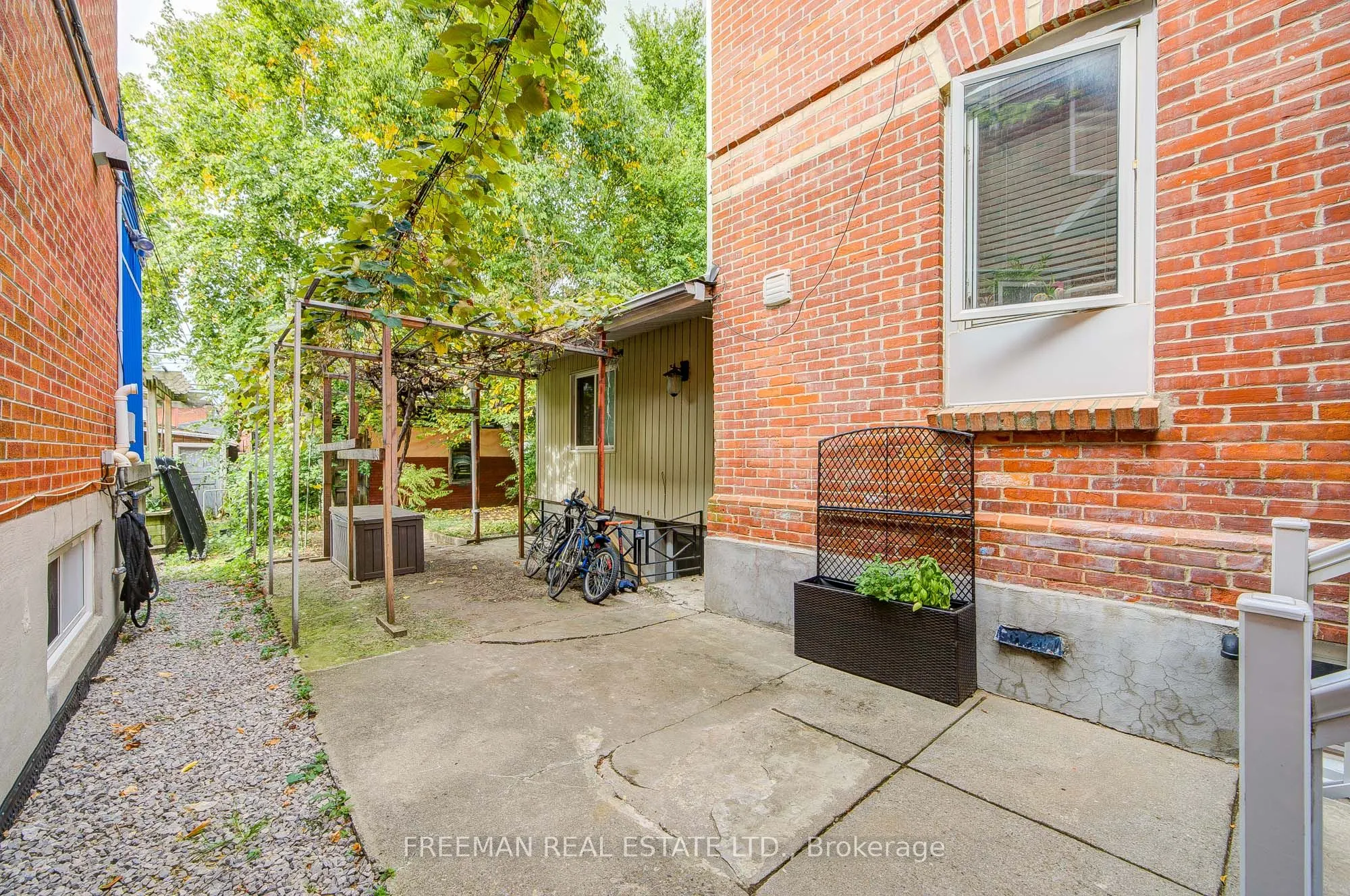 756 Euclid Avenue