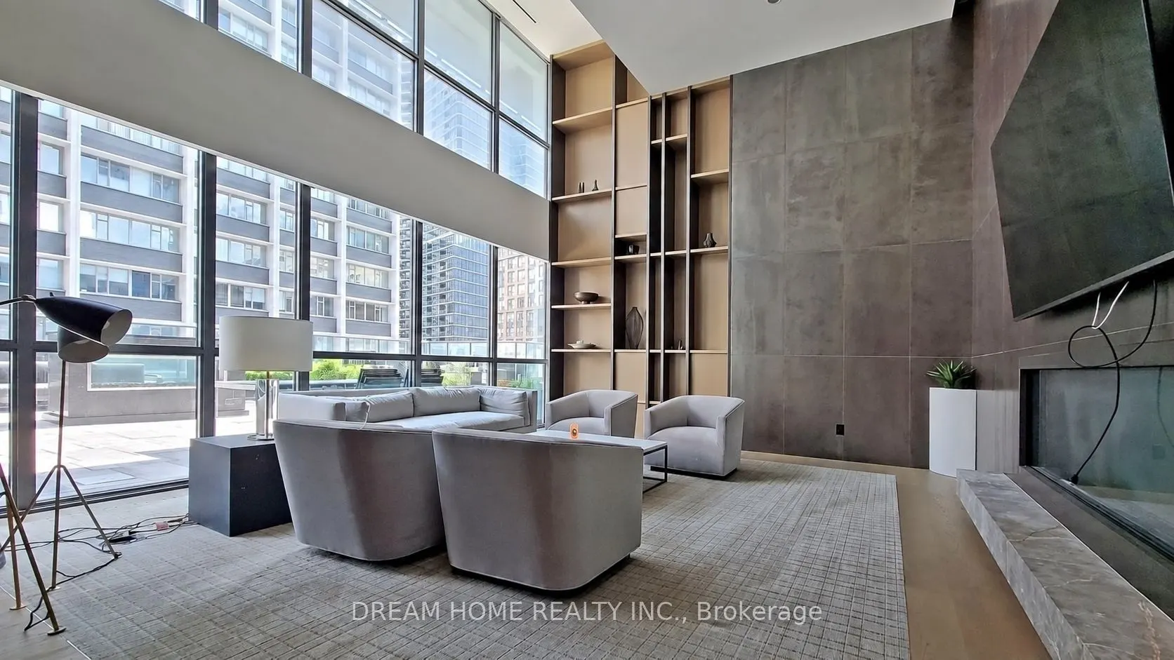 7 Grenville Street #513