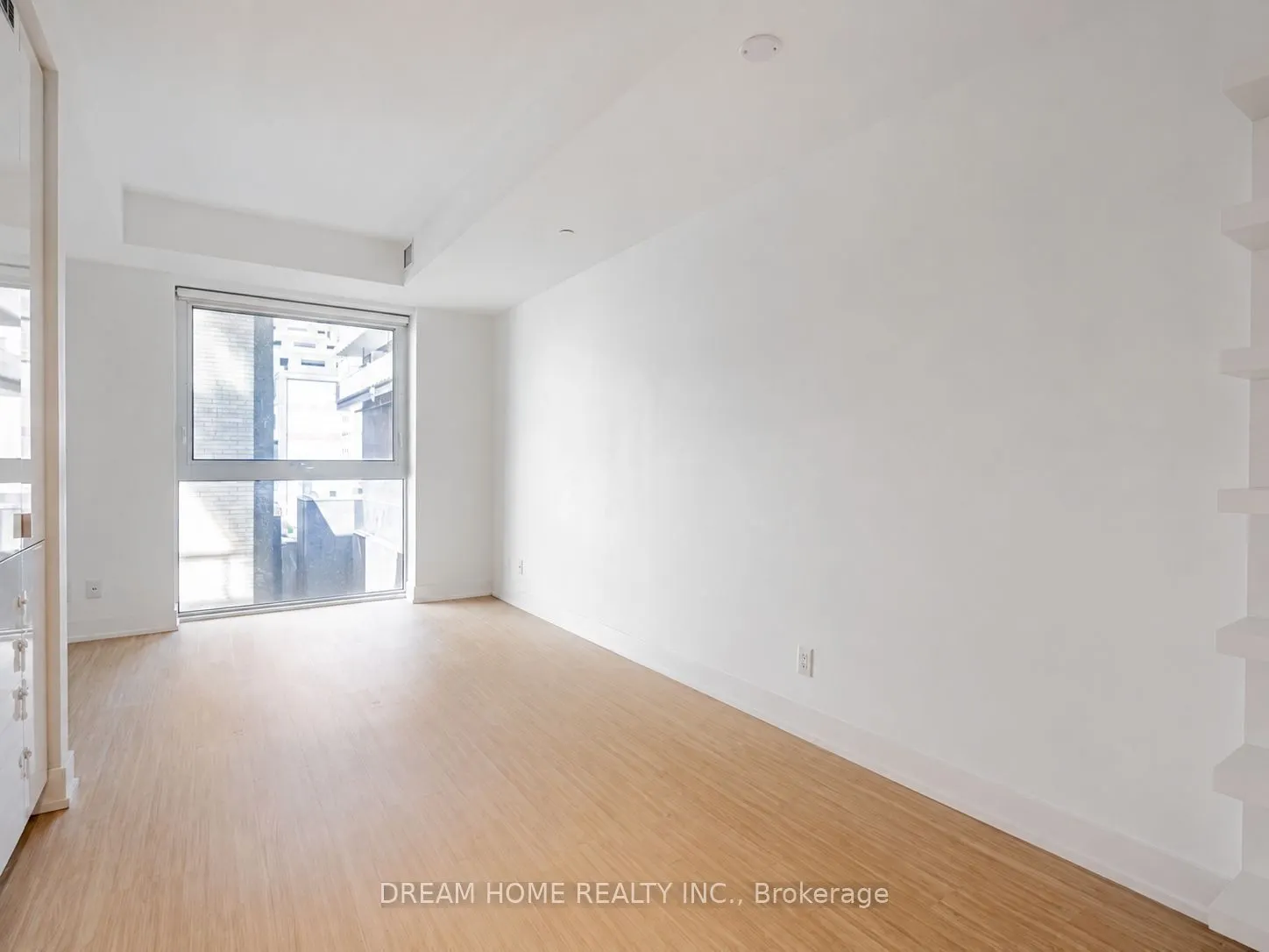 7 Grenville Street #513