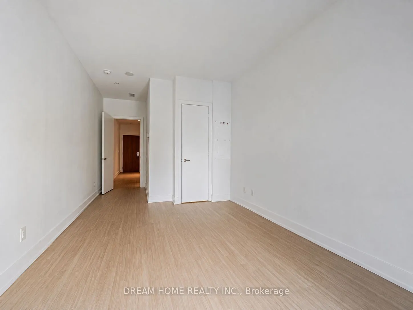 7 Grenville Street #513