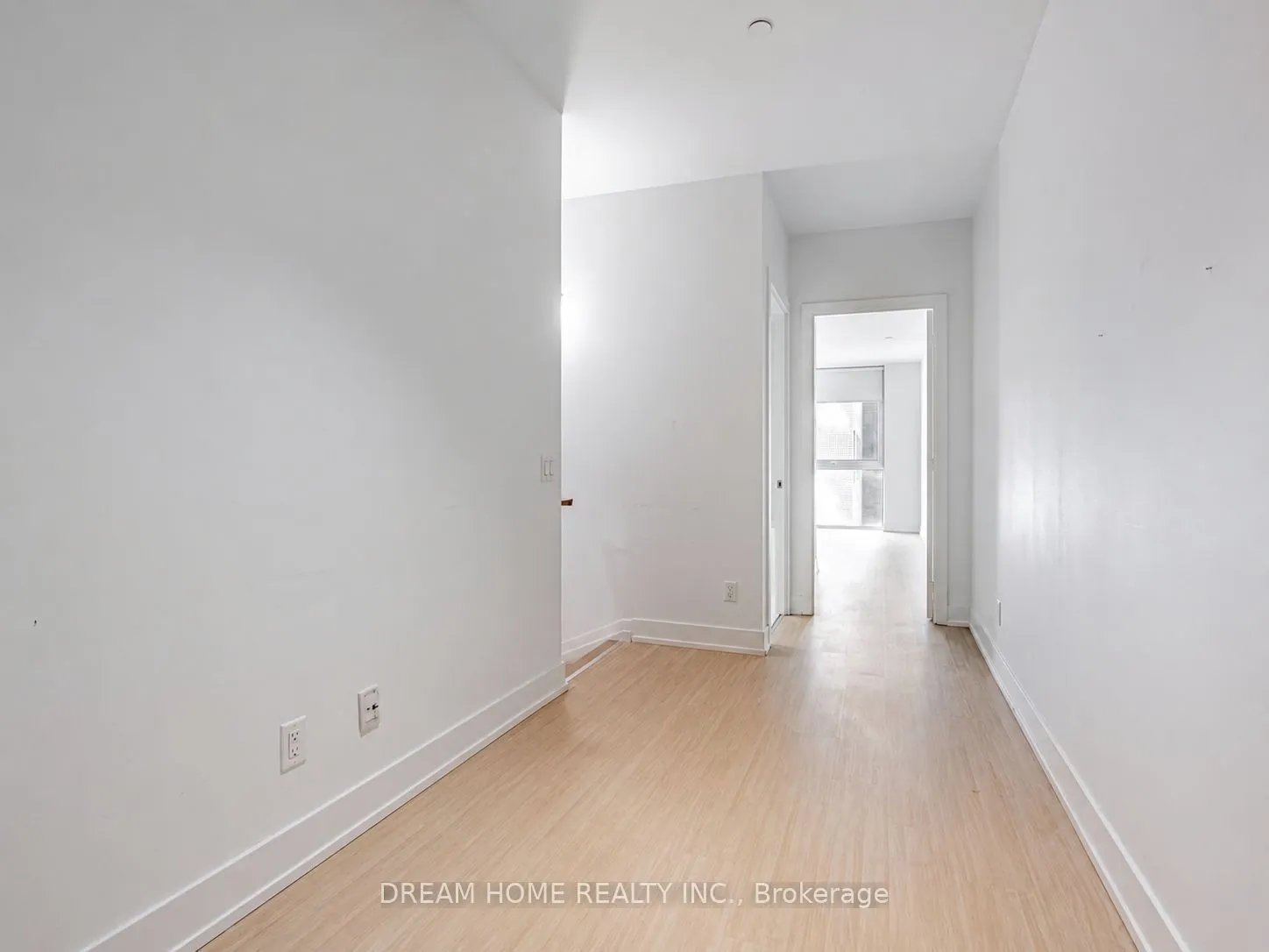 7 Grenville Street #513