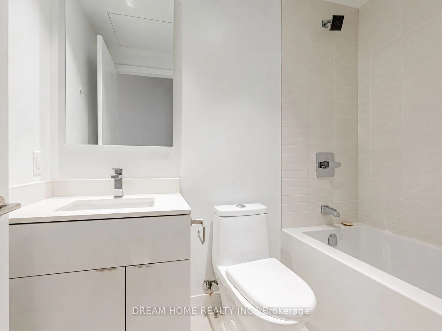 7 Grenville Street #513