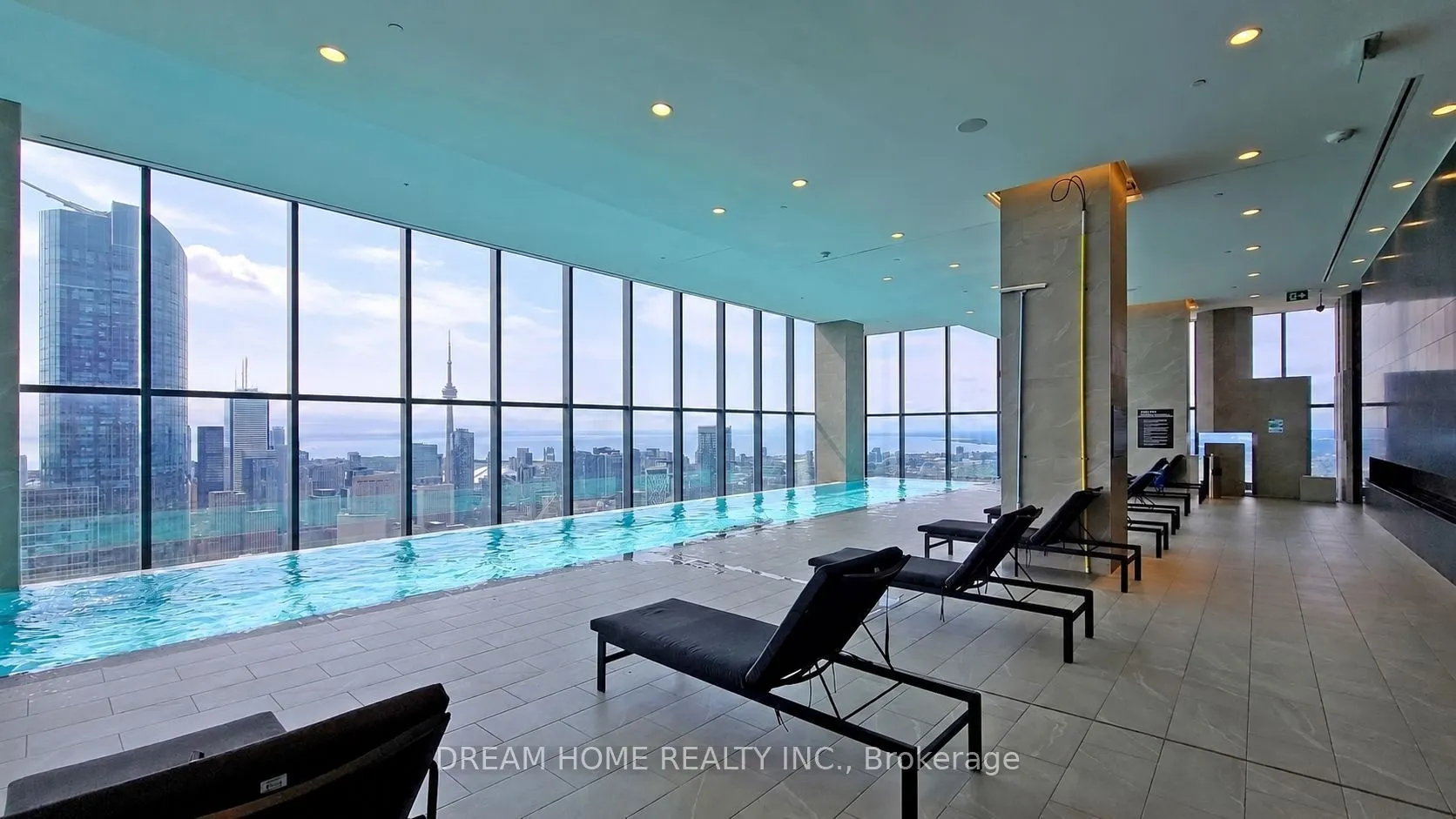 7 Grenville Street #513