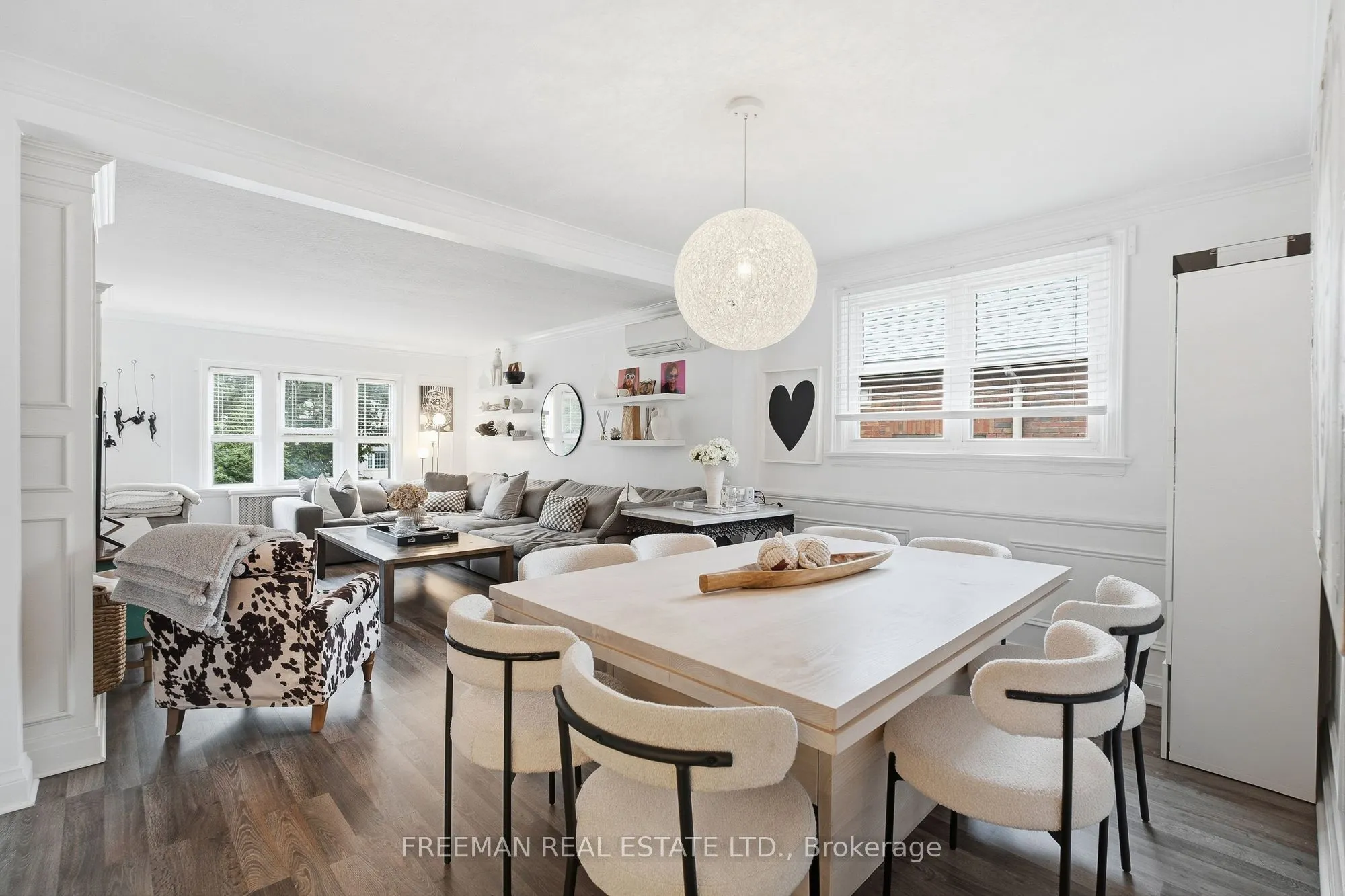 783 Spadina Road