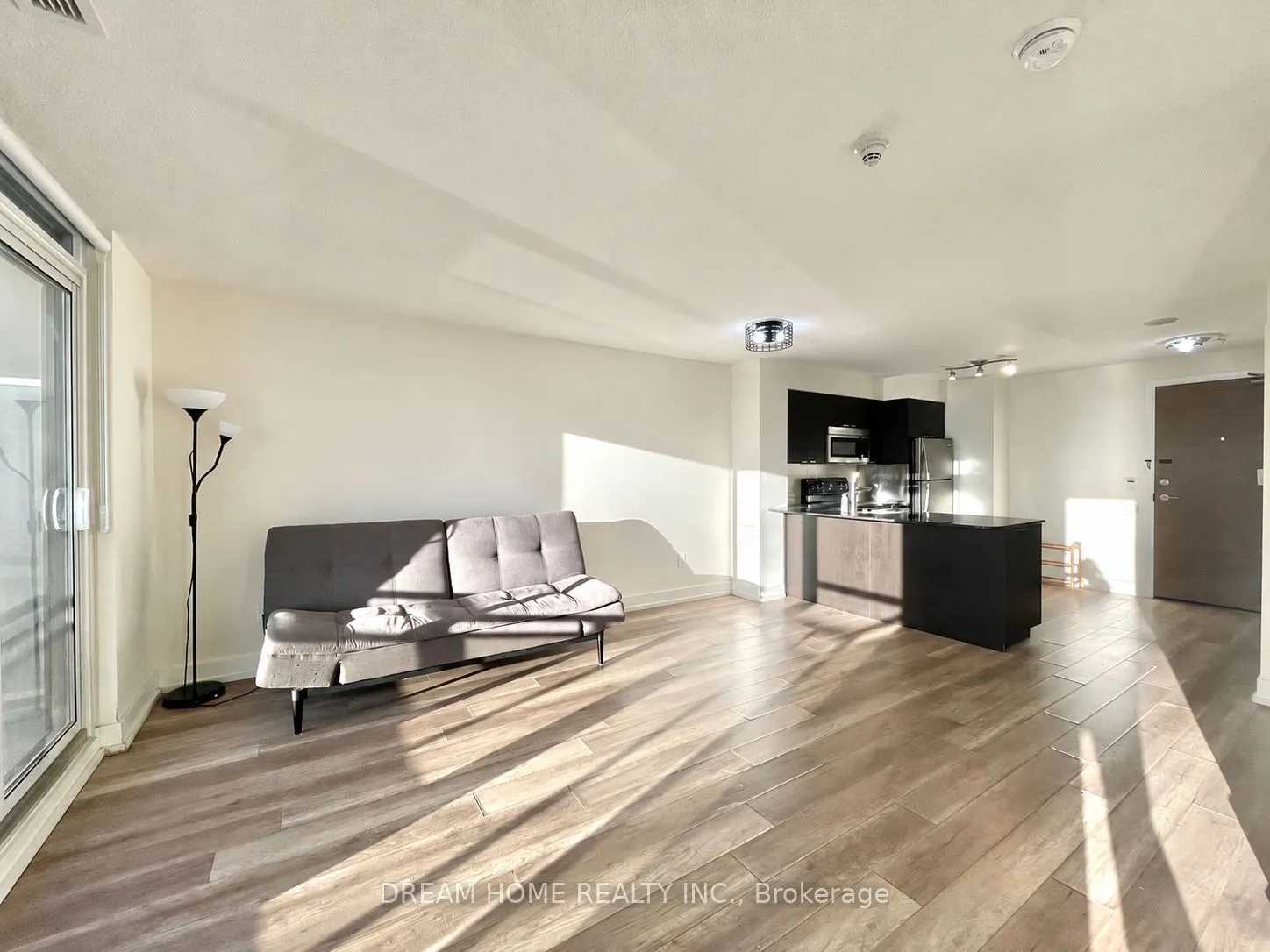 23 Sheppard Avenue E #711