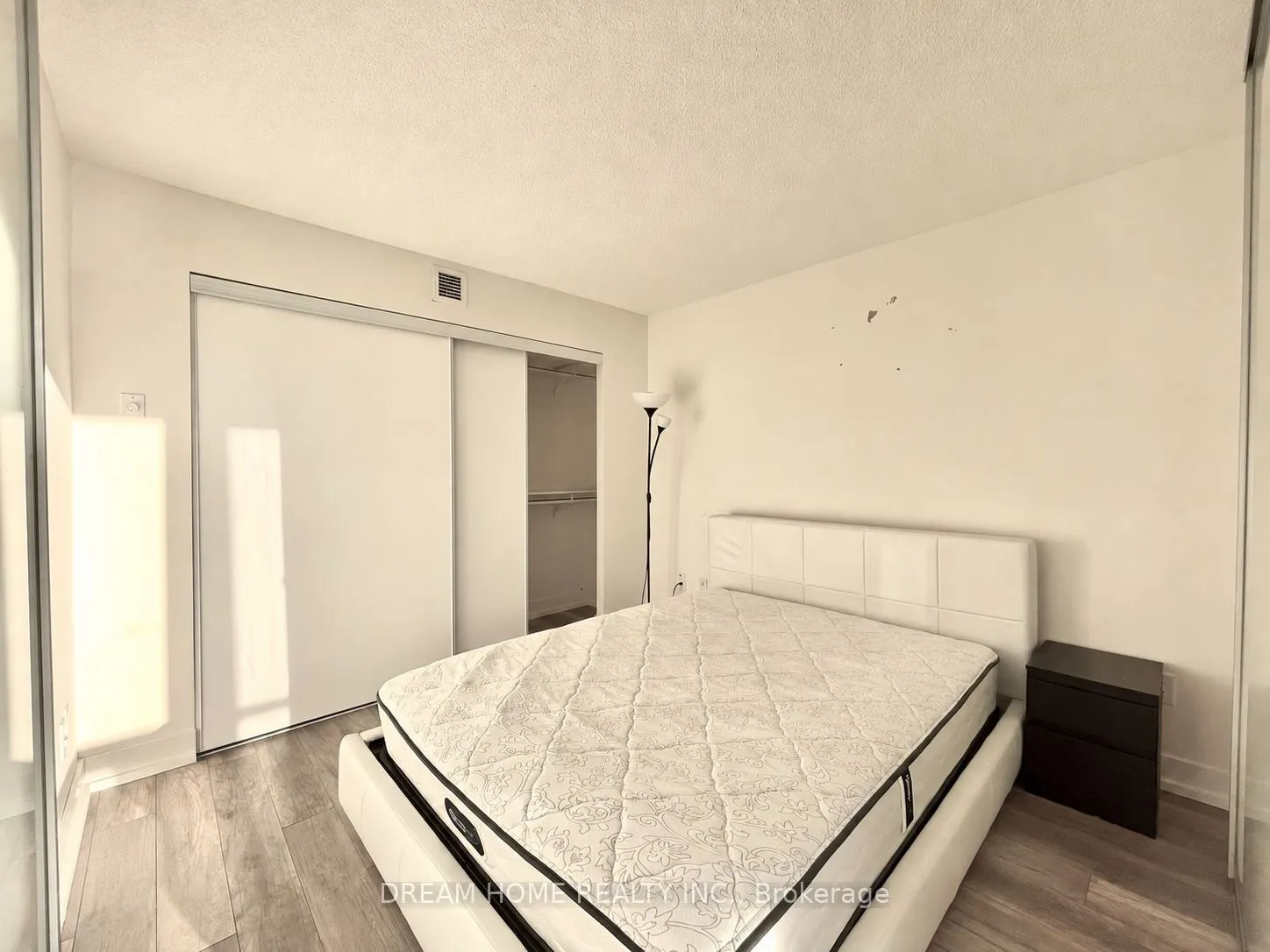 23 Sheppard Avenue E #711