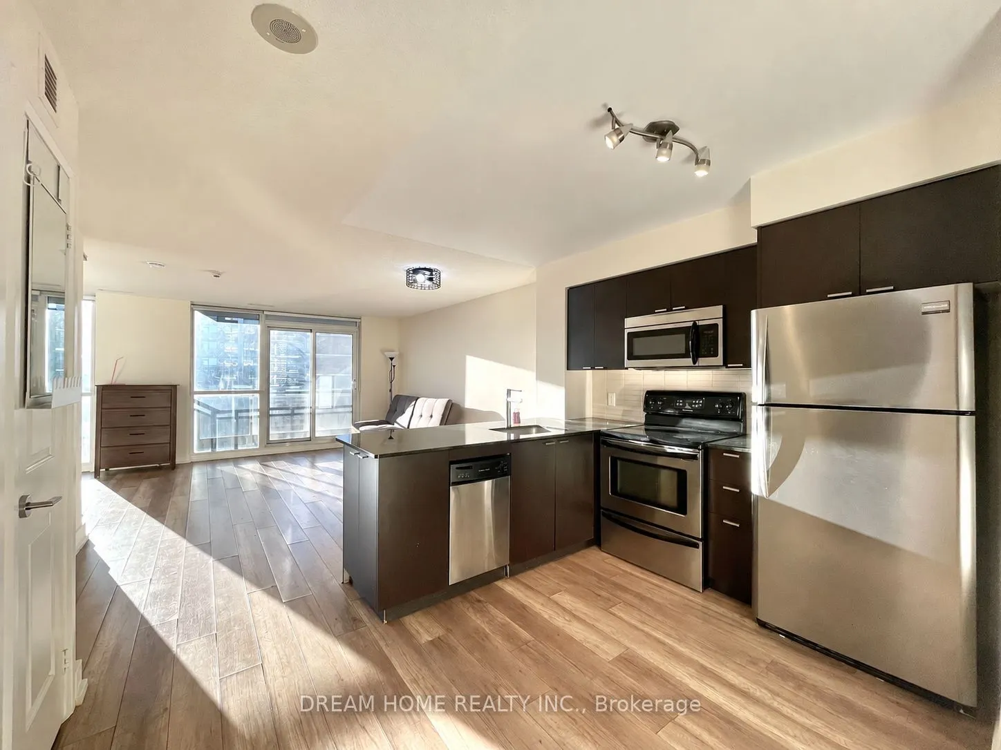 23 Sheppard Avenue E #711