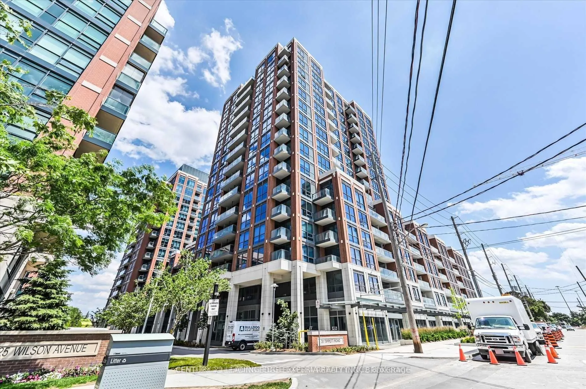 31 Tippett Road #658